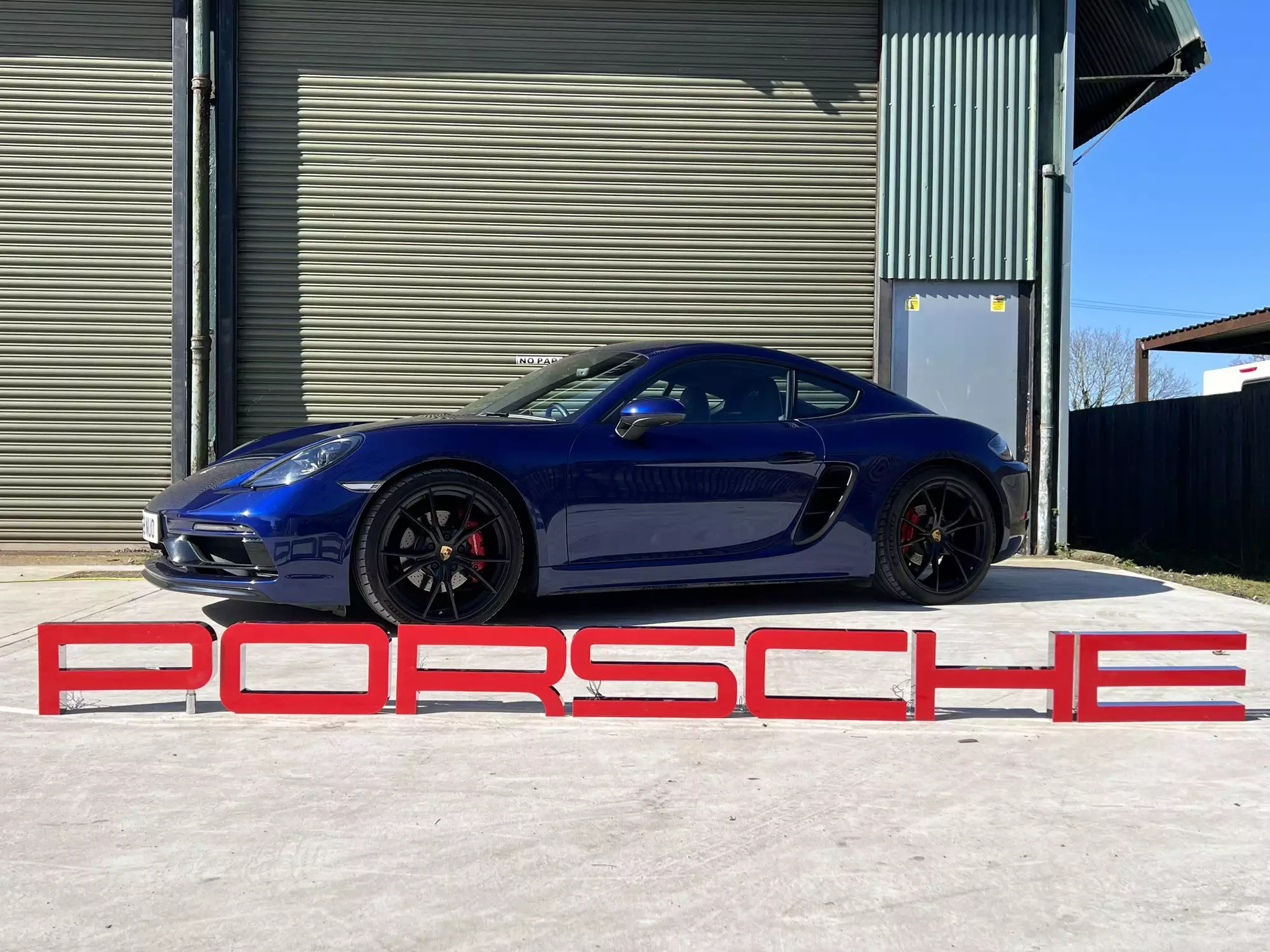 Large 3.5m Illuminated Porsche-Style Outdoor Dealership Sign