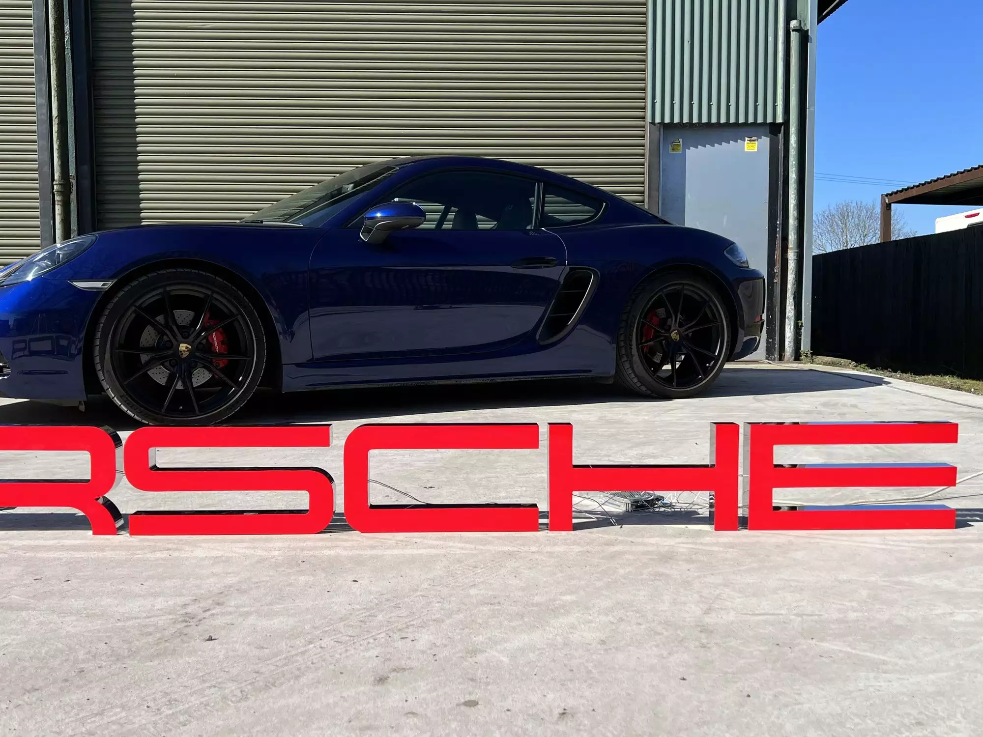 Large 3.5m Illuminated Porsche-Style Outdoor Dealership Sign