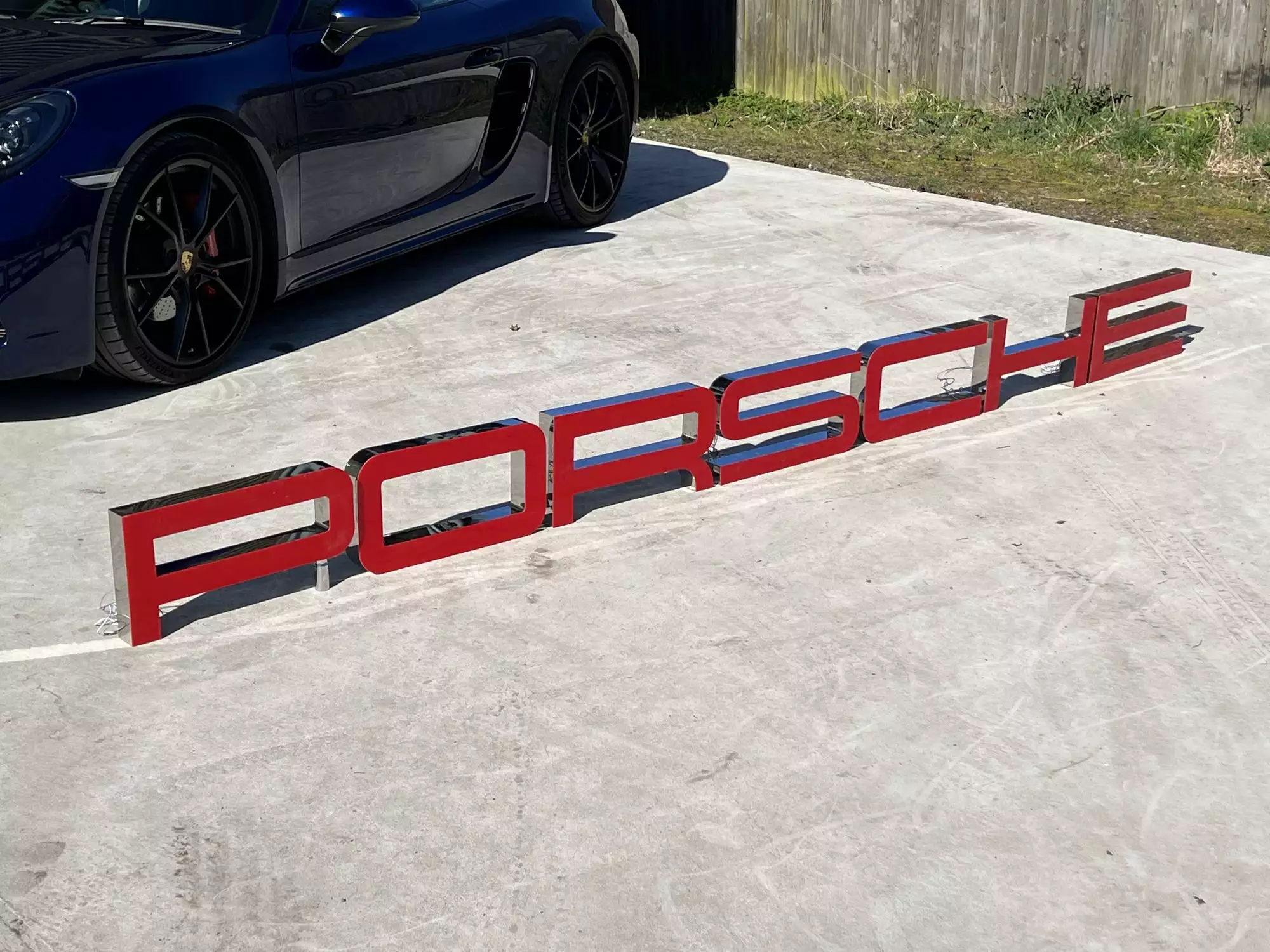 Large 3.5m Illuminated Porsche-Style Outdoor Dealership Sign