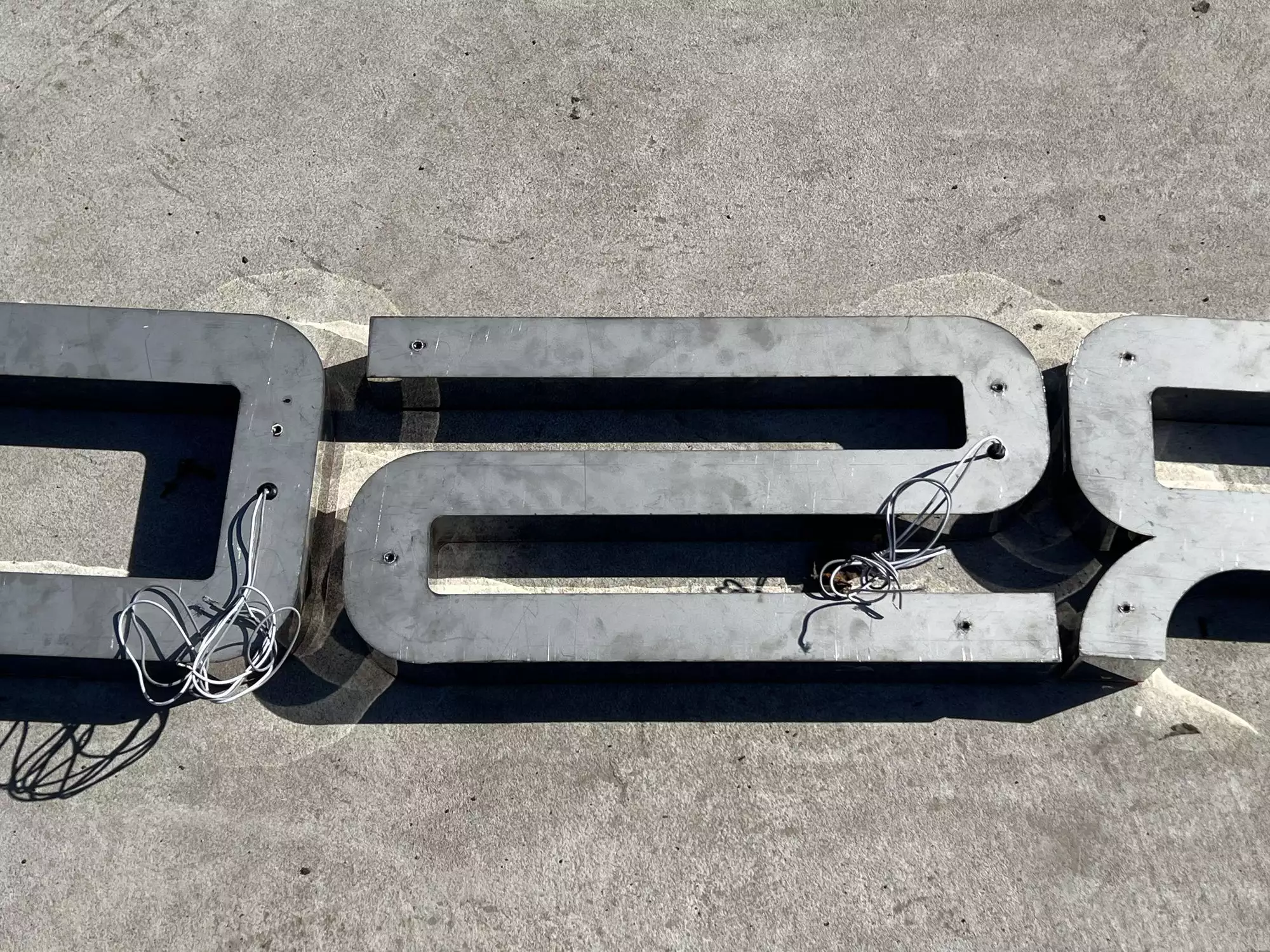 Large 3.5m Illuminated Porsche-Style Outdoor Dealership Sign