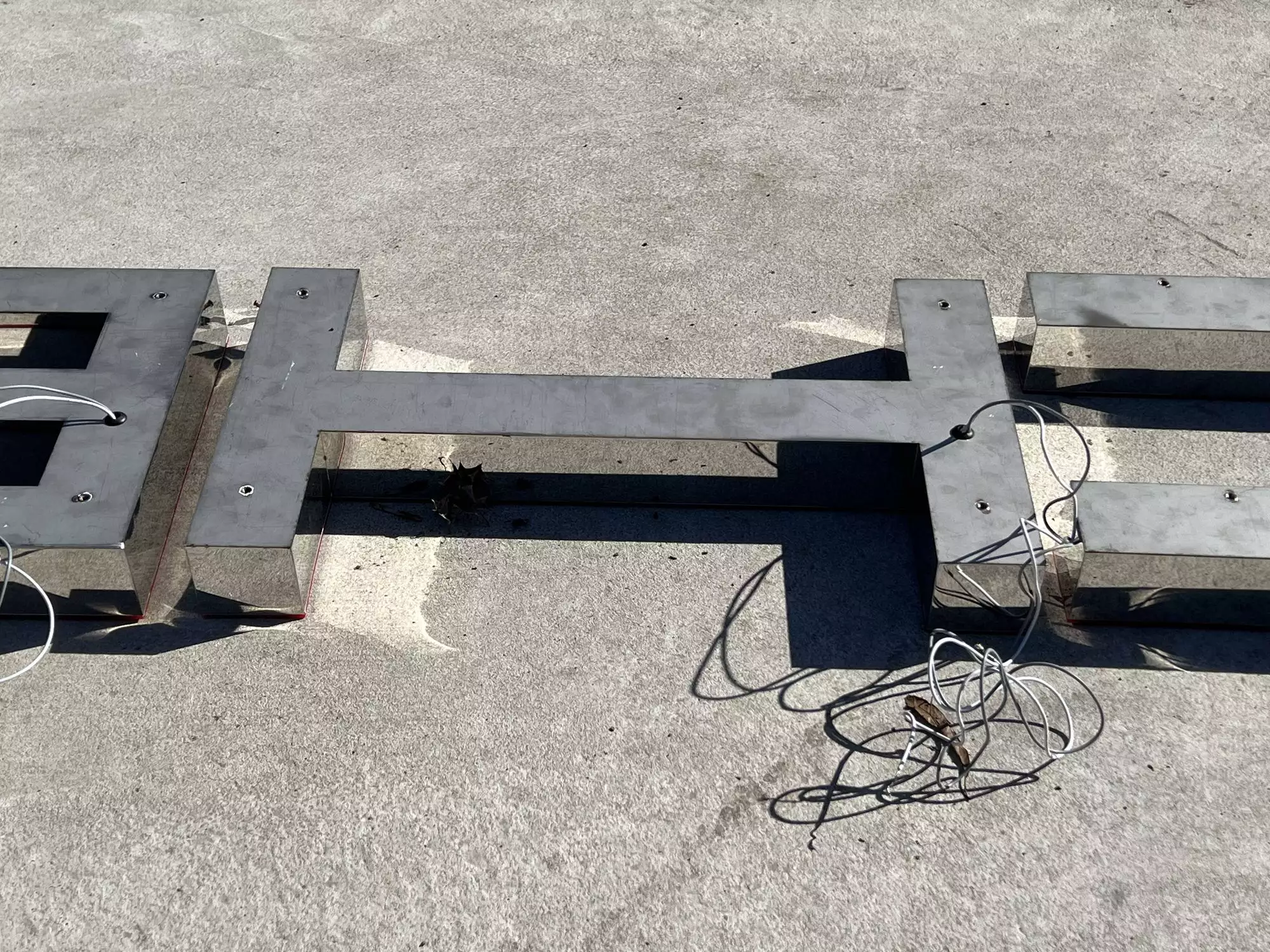 Large 3.5m Illuminated Porsche-Style Outdoor Dealership Sign