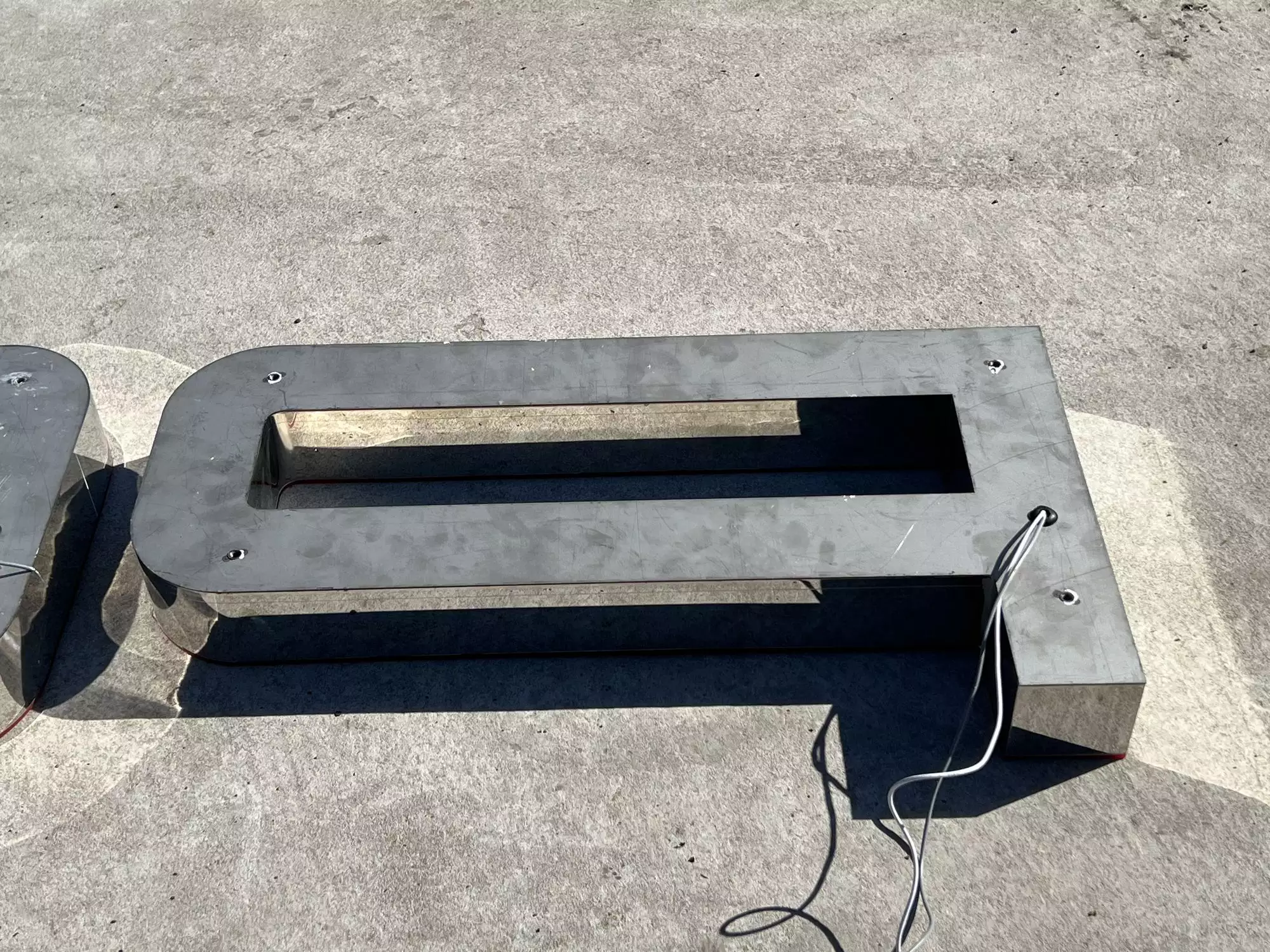 Large 3.5m Illuminated Porsche-Style Outdoor Dealership Sign