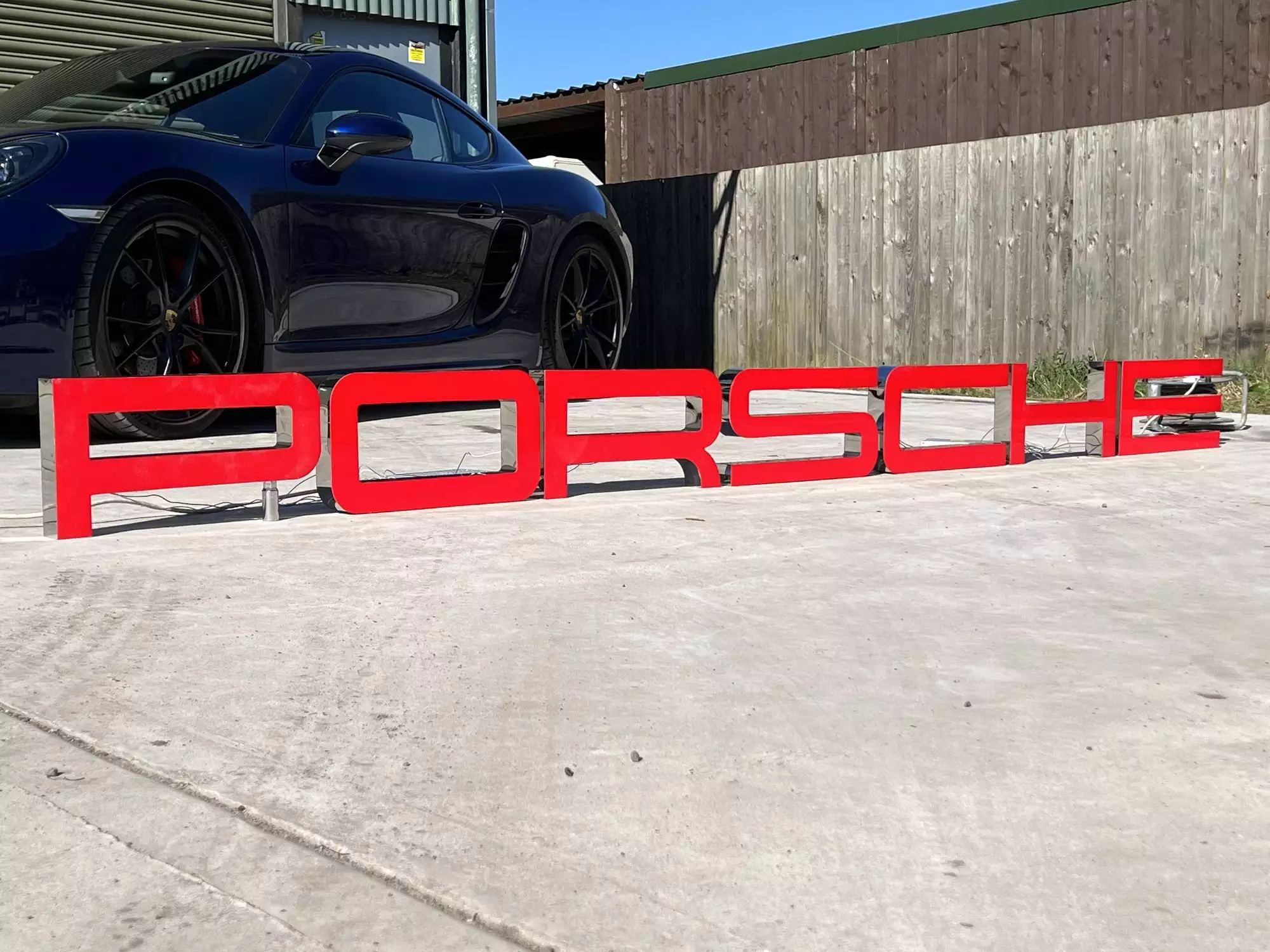 Large 3.5m Illuminated Porsche-Style Outdoor Dealership Sign