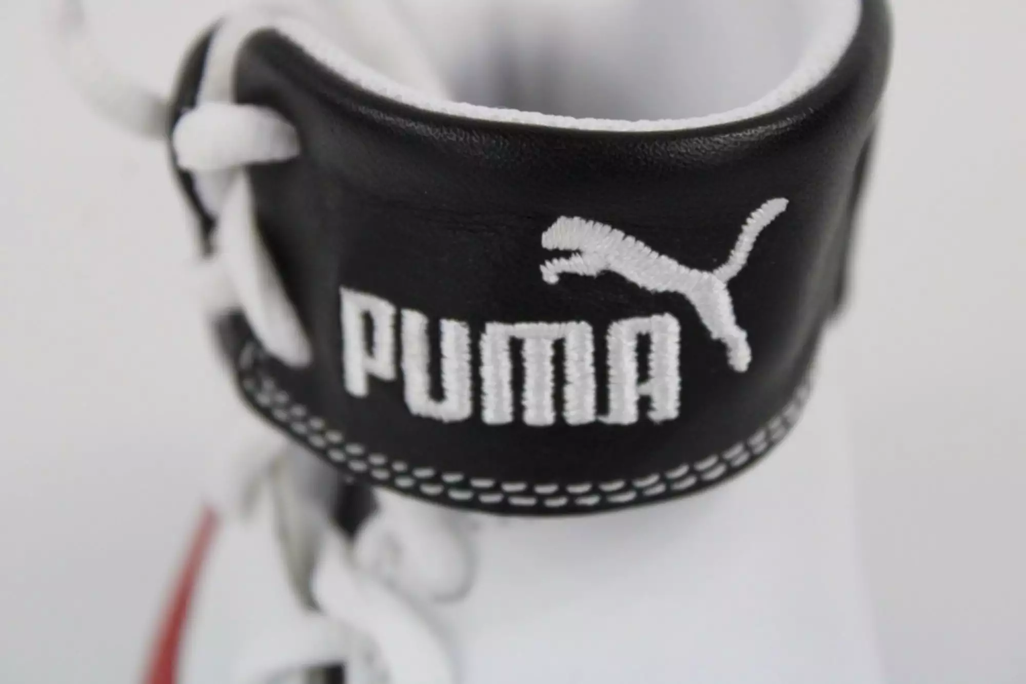 2004 Michael Schumacher-Signed Puma Racing Boots 