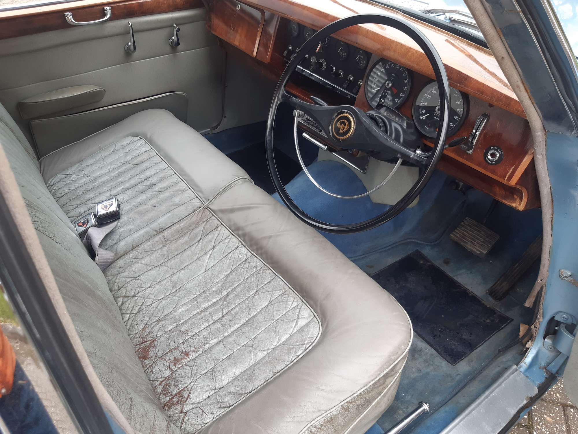 1965 Daimler 250 V8-Sold