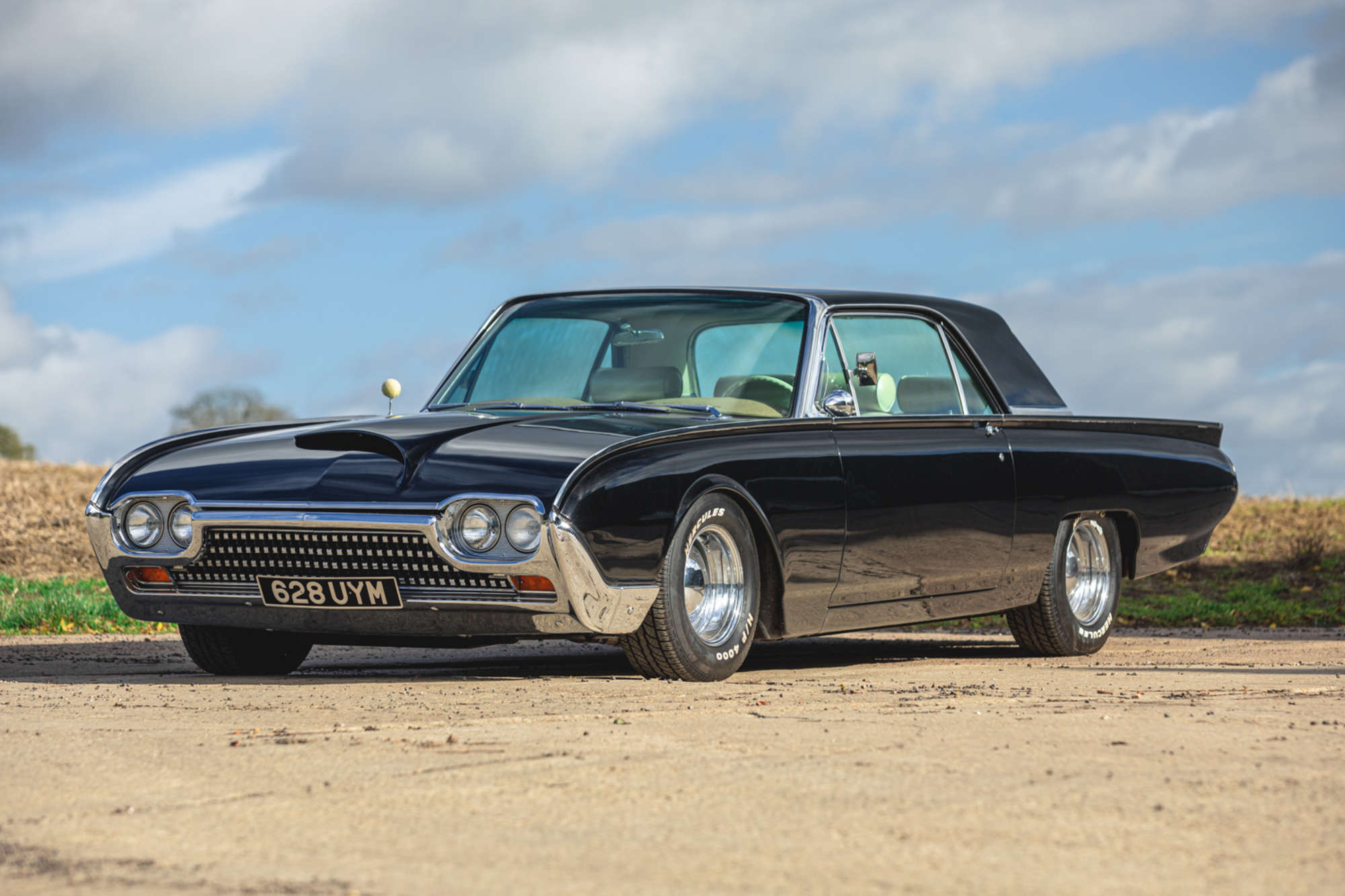 Iconic Auctioneers | 1962 Ford Thunderbird-Sold