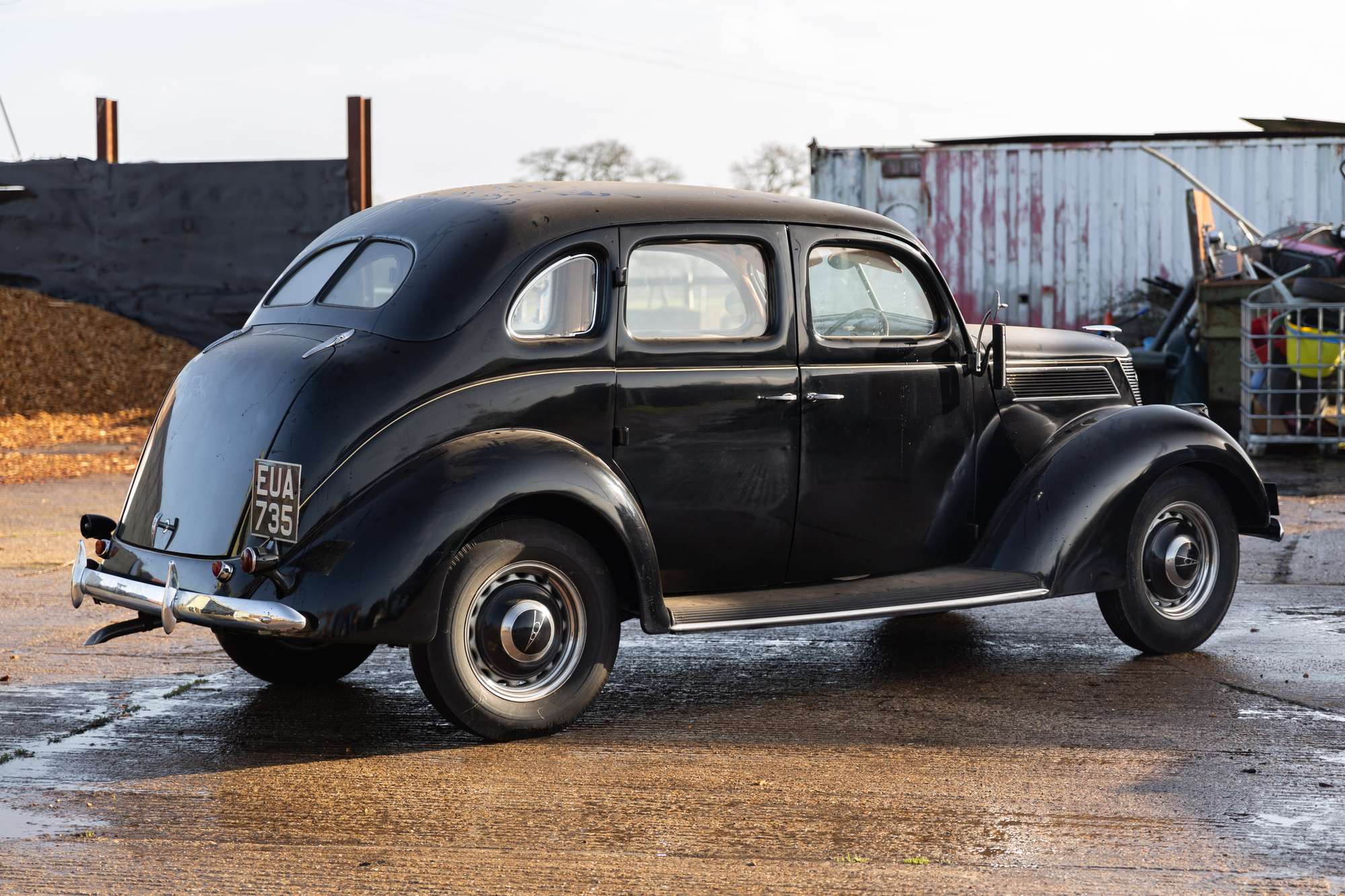 1937 Ford Model 78 'Fordor' V8 Sedan Deluxe-Sold