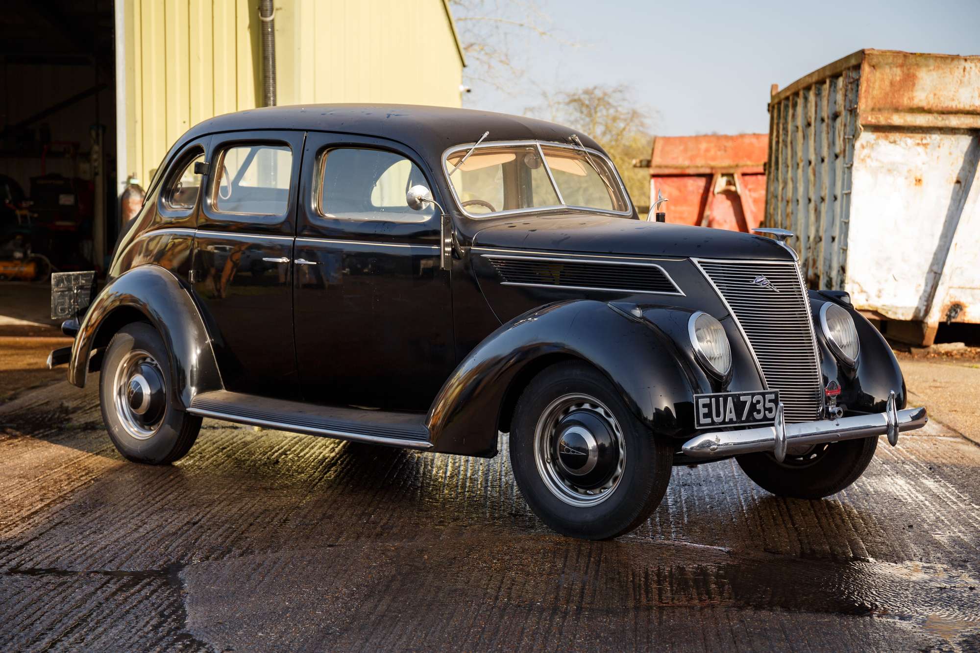 1937 Ford Model 78 'Fordor' V8 Sedan Deluxe-Sold
