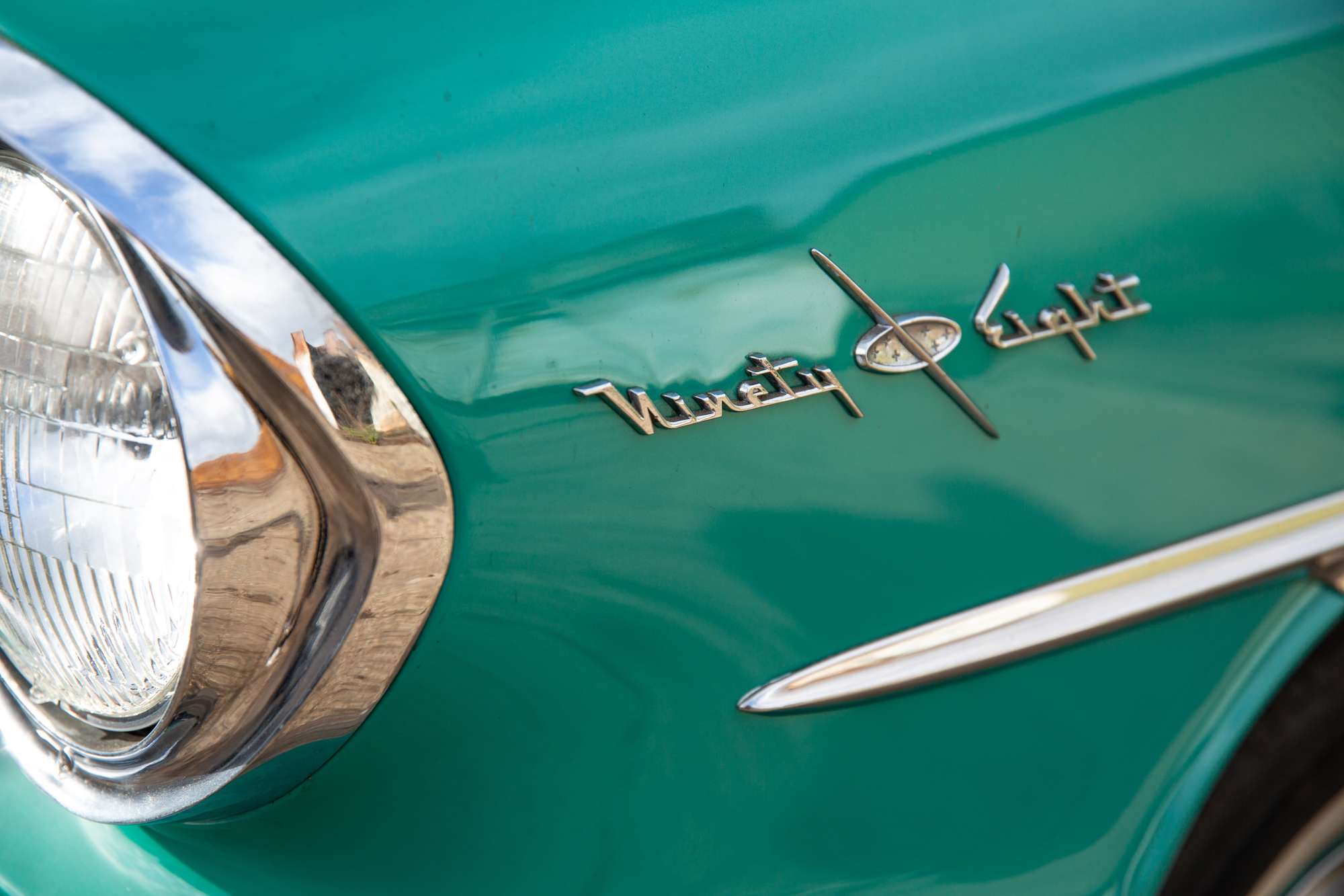 1957 Oldsmobile Starfire Ninety-Eight Holiday Sedan-Sold