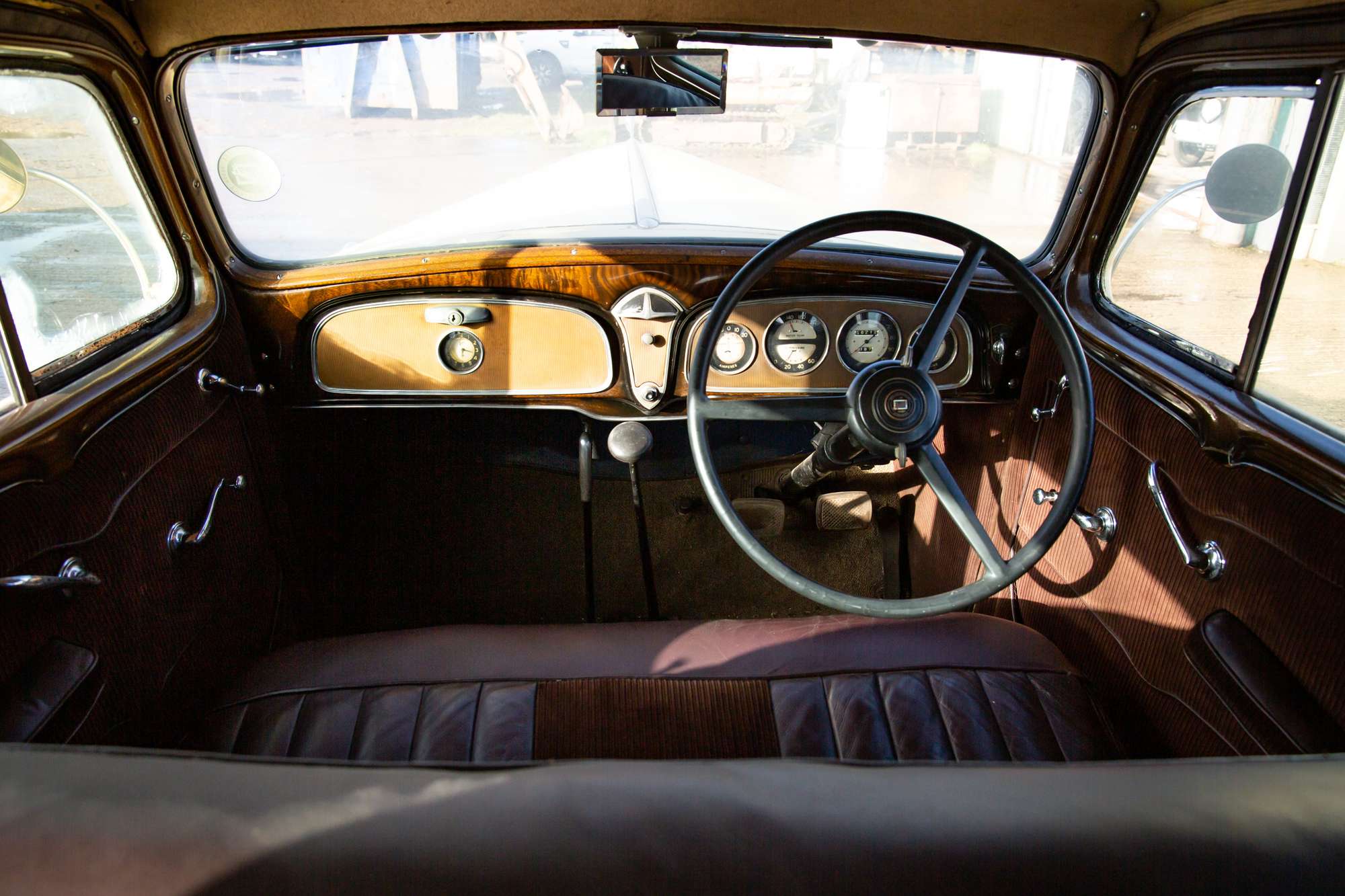 1934 Buick Series 50 Sedan-Sold