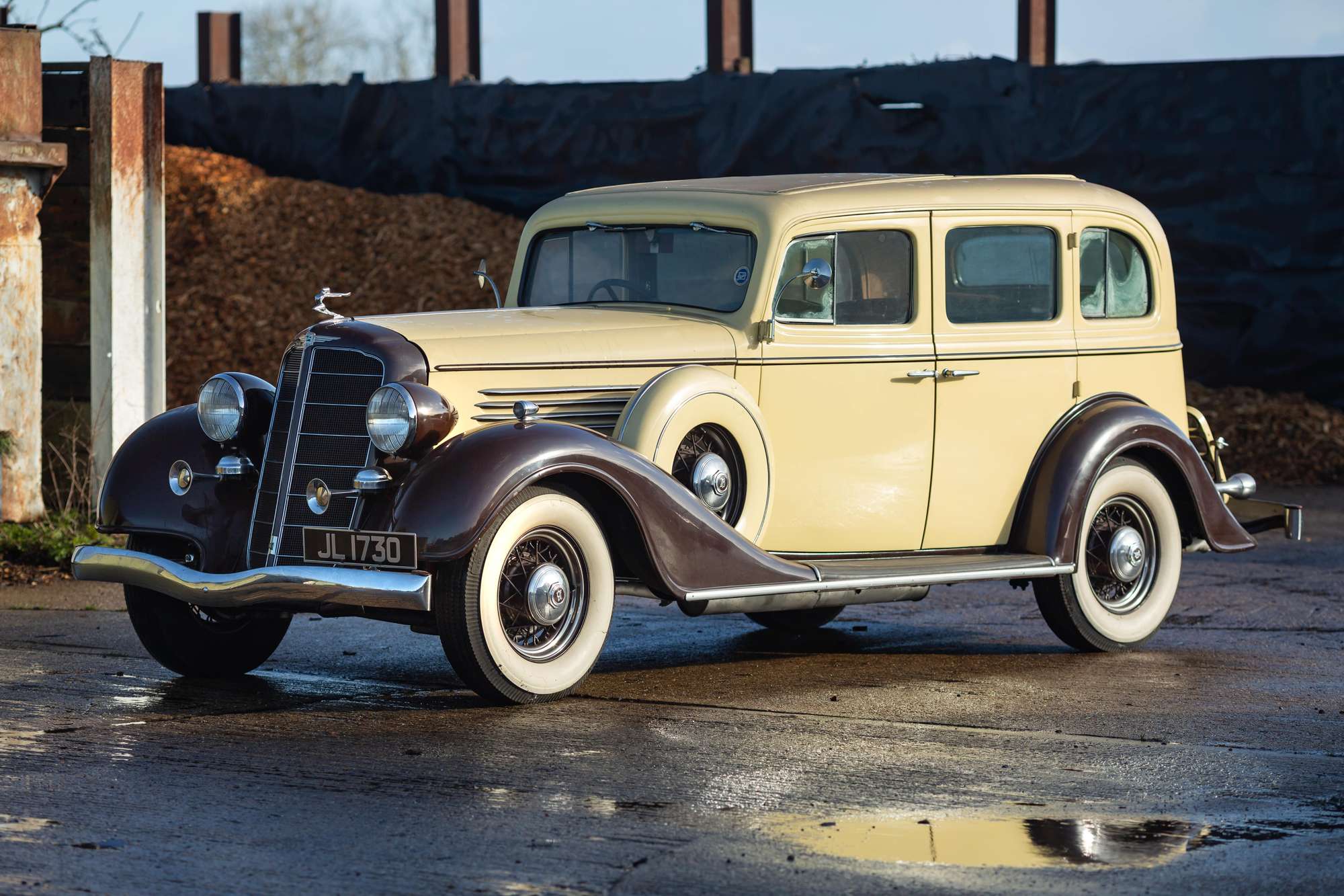 1934 Buick Series 50 Sedan-Sold