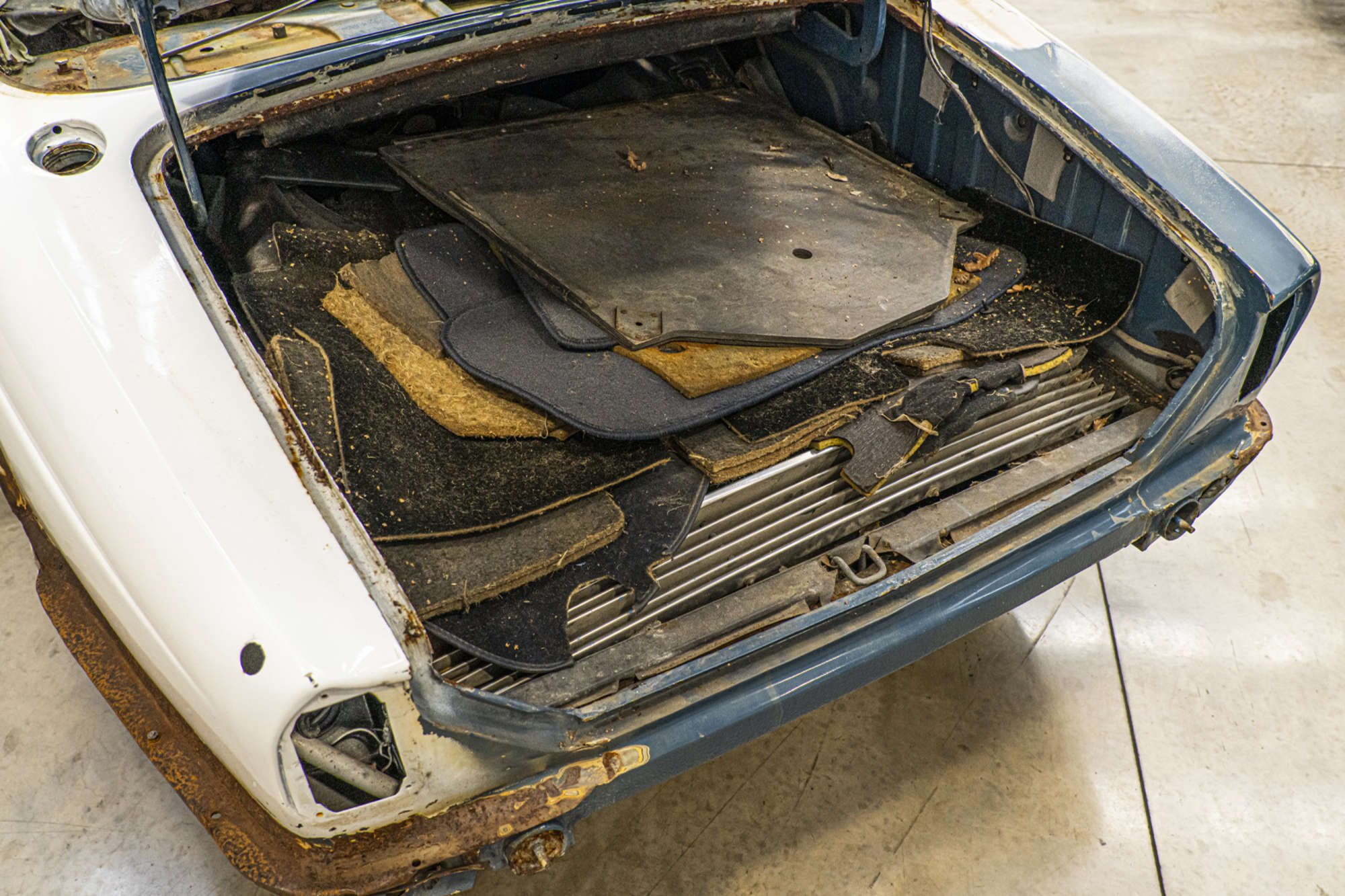 1975 Jaguar XJ-C 4.2-Sold