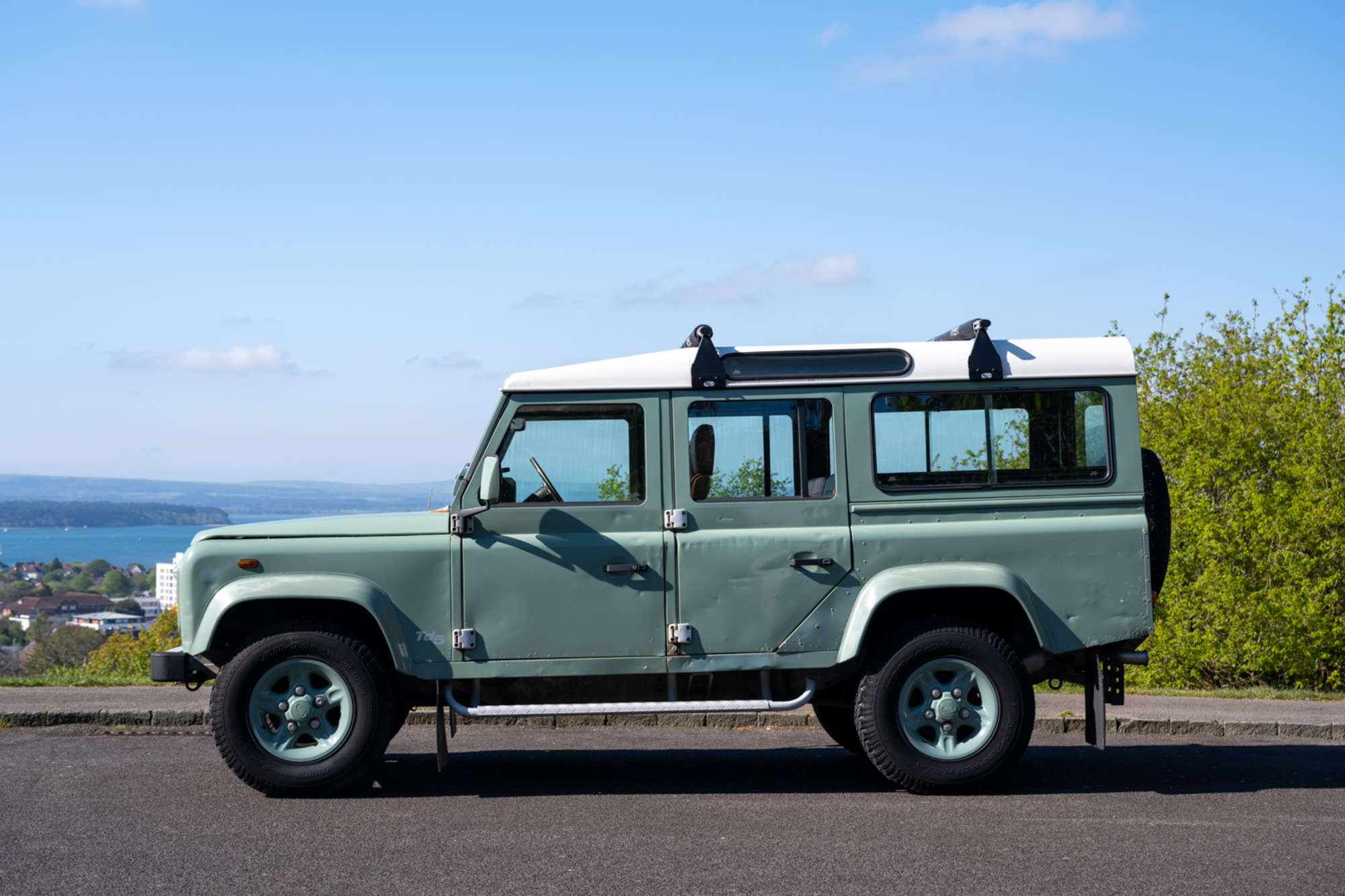 2000 Land Rover Defender 110 County TD5 Heritage