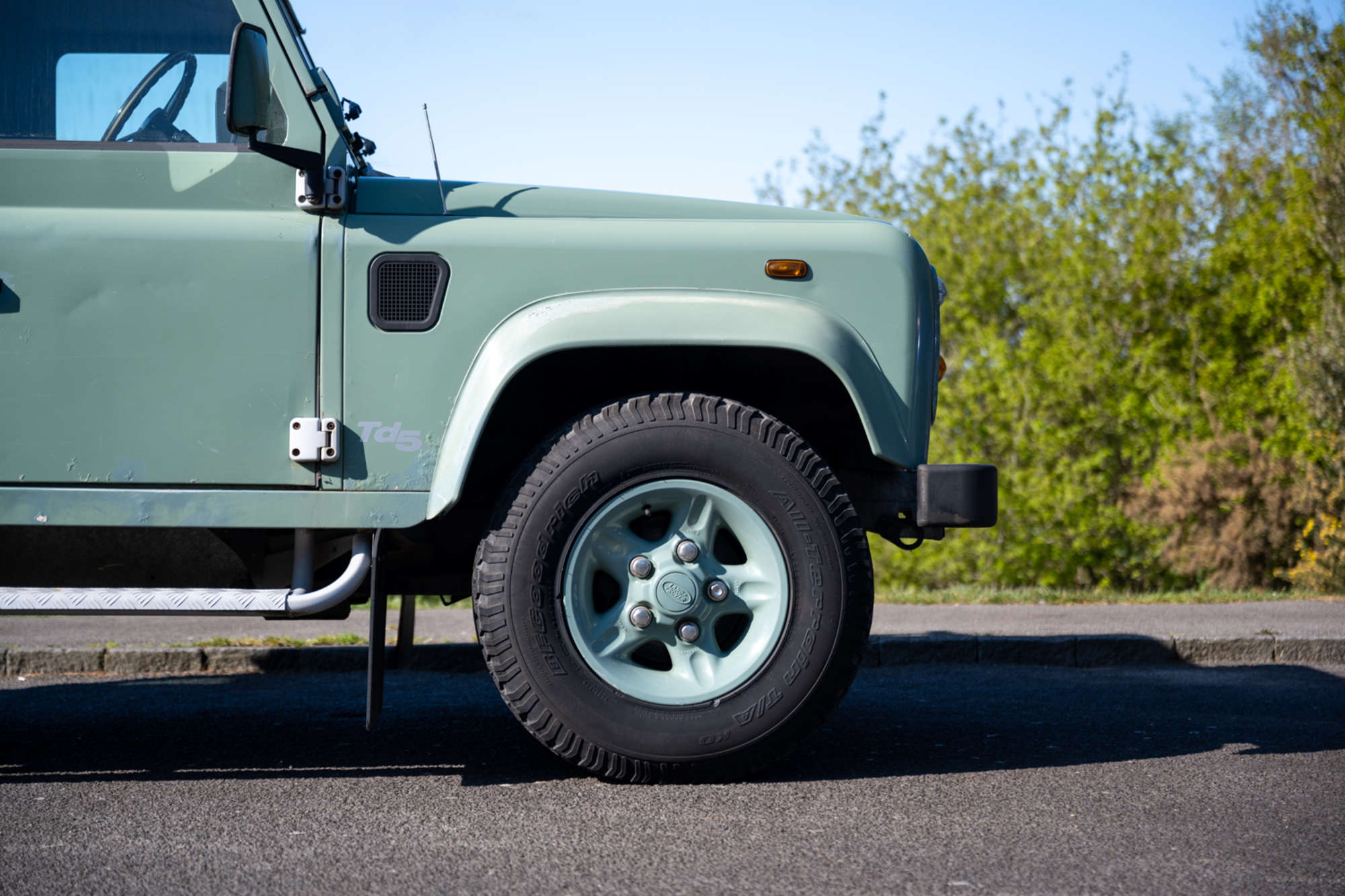 2000 Land Rover Defender 110 County TD5 Heritage