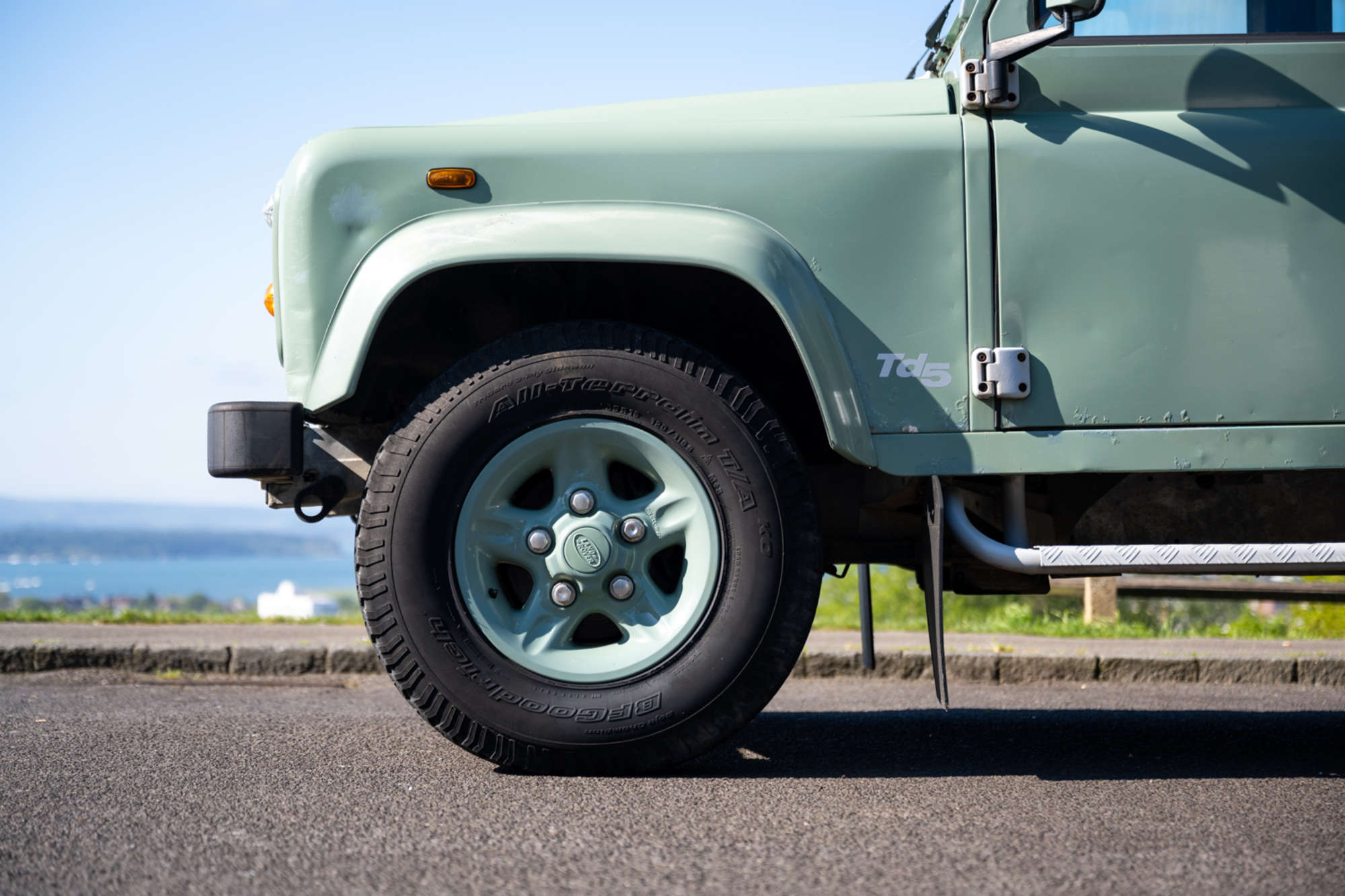 2000 Land Rover Defender 110 County TD5 Heritage