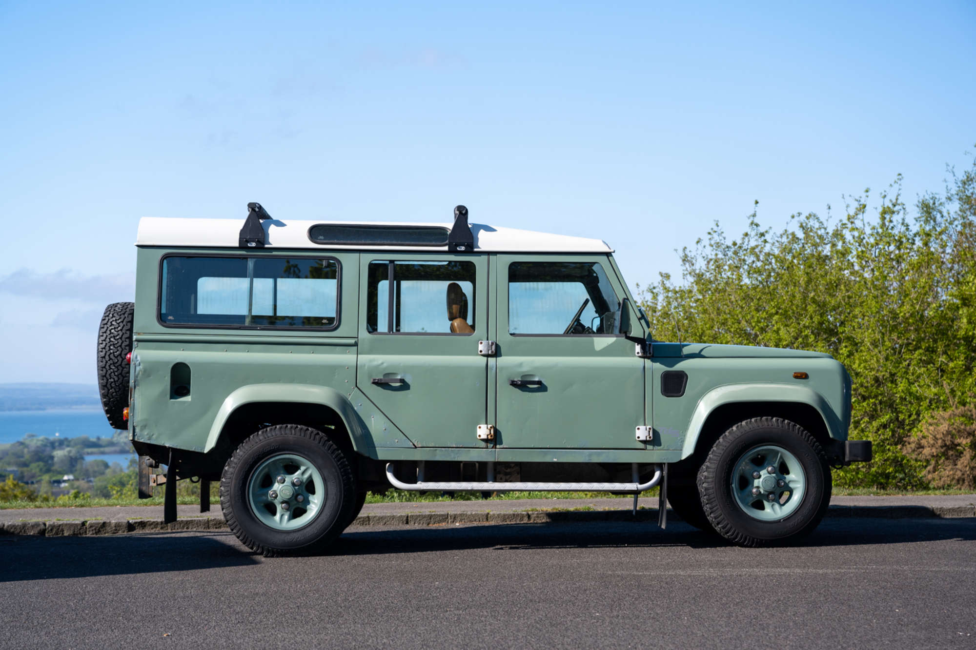2000 Land Rover Defender 110 County TD5 Heritage