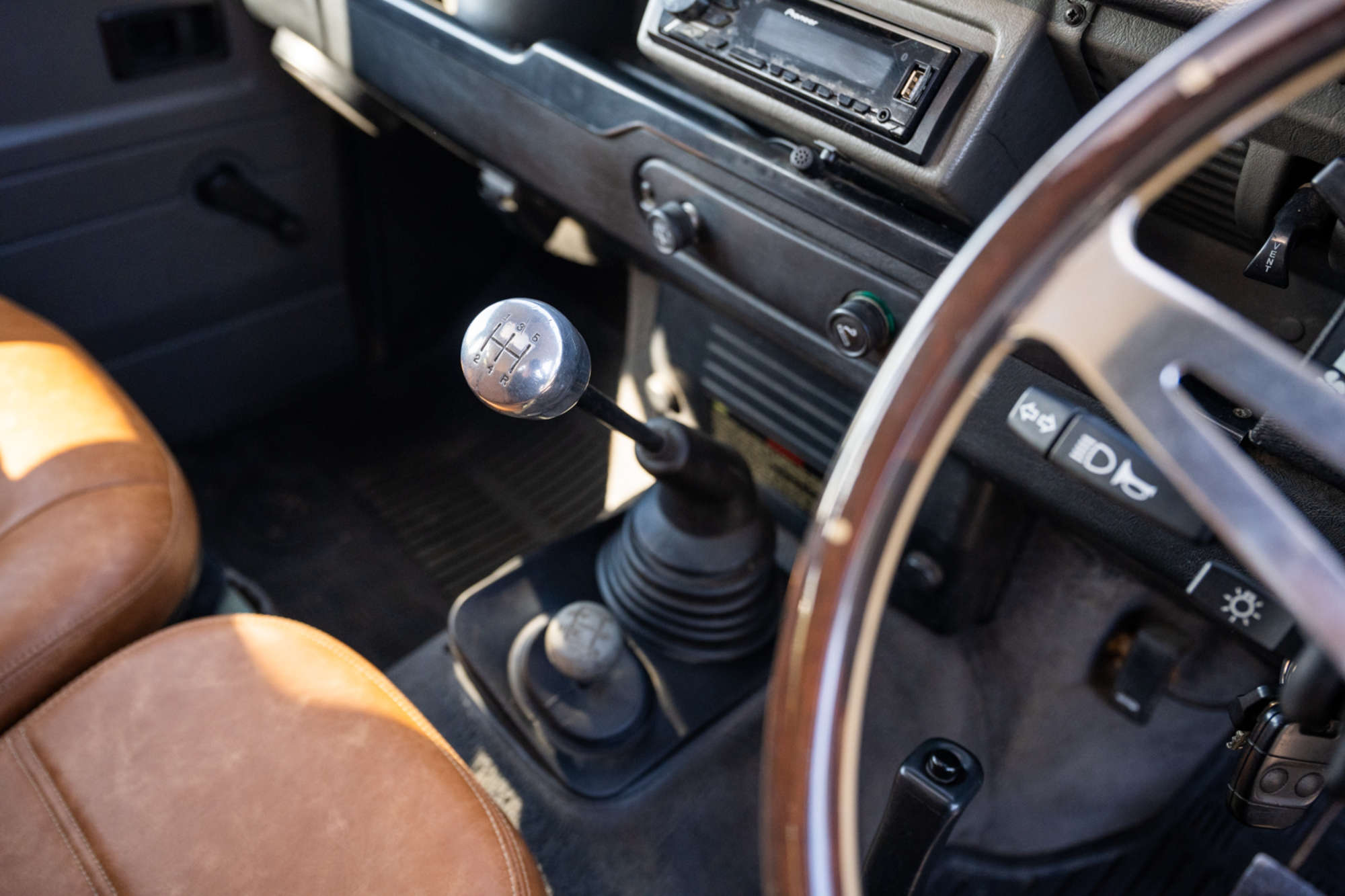 2000 Land Rover Defender 110 County TD5 Heritage