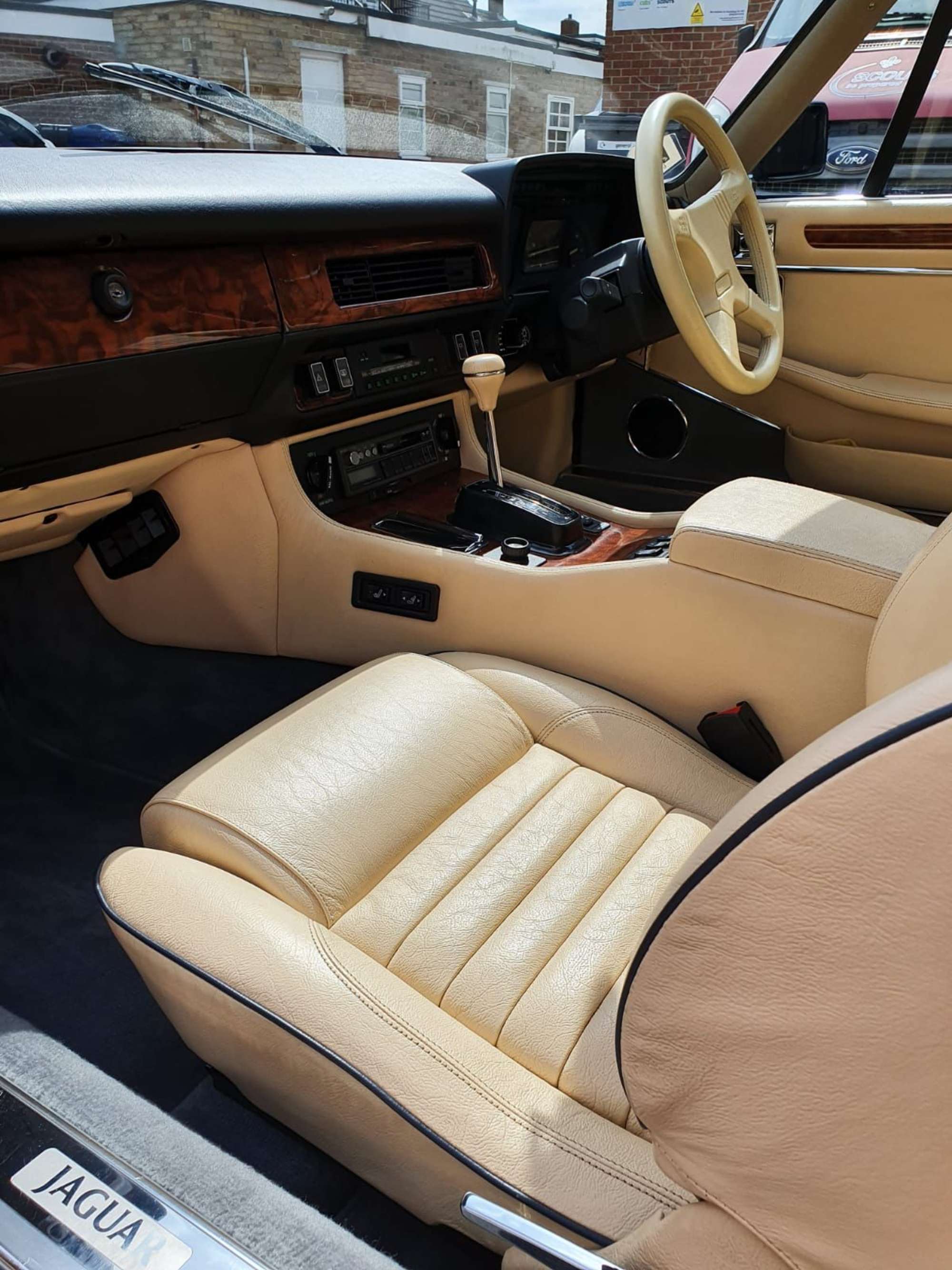 1990 Jaguar XJS HE V12 Automatic