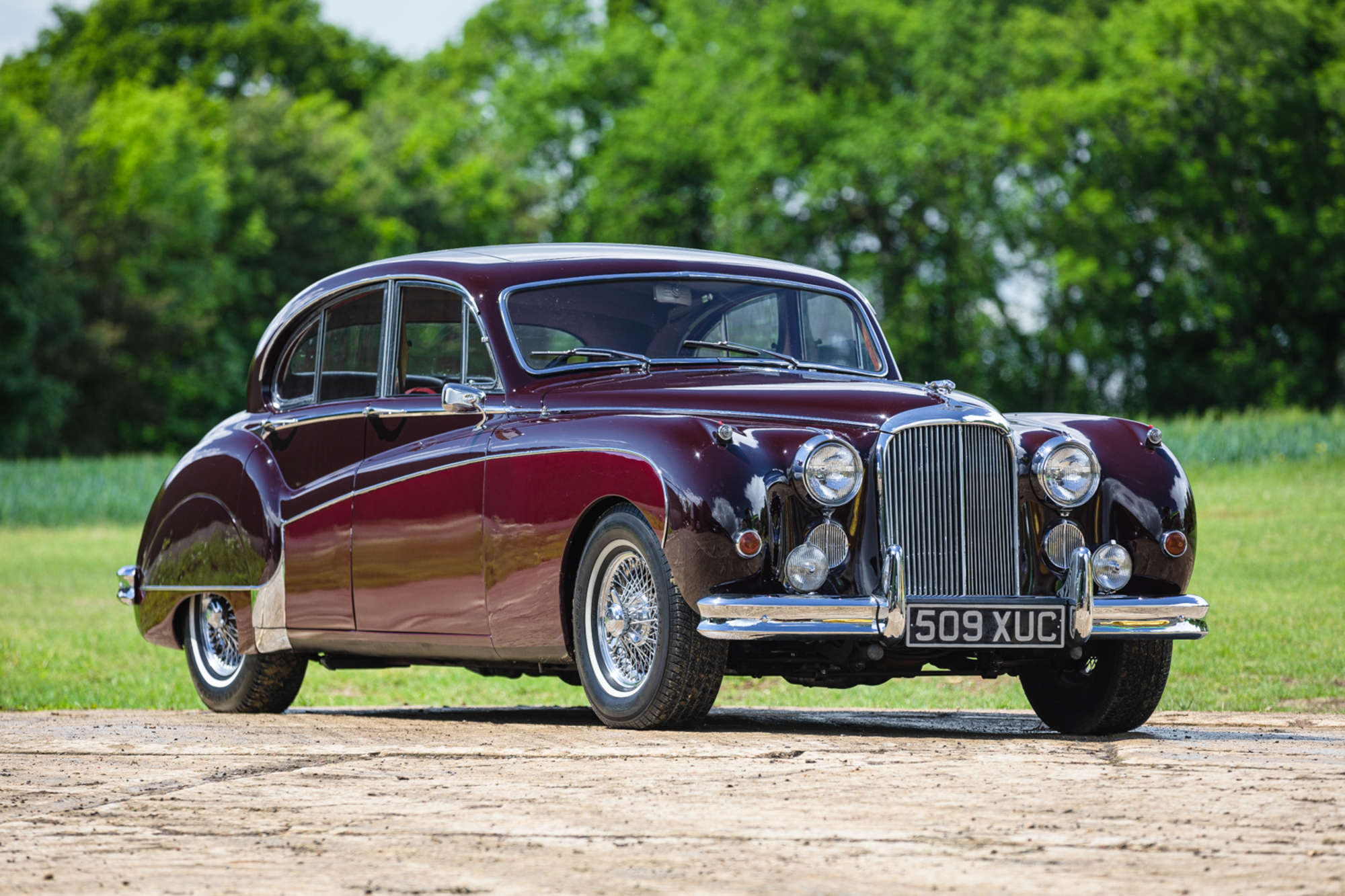 Iconic Auctioneers | 1959 Jaguar Mk IX 3.8