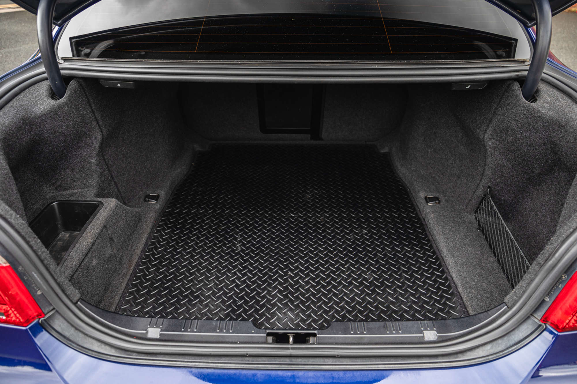 2005 BMW M5 V10 (E60)