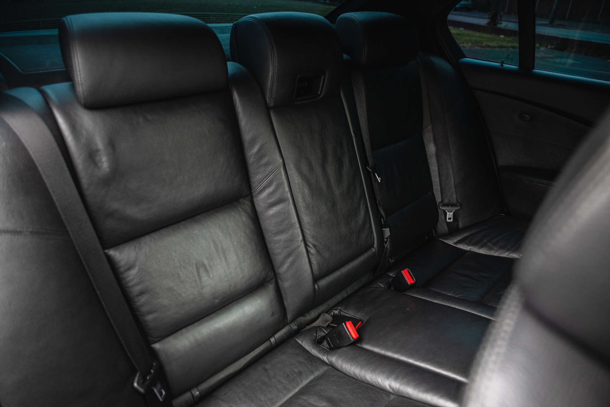 2005 BMW M5 V10 (E60)