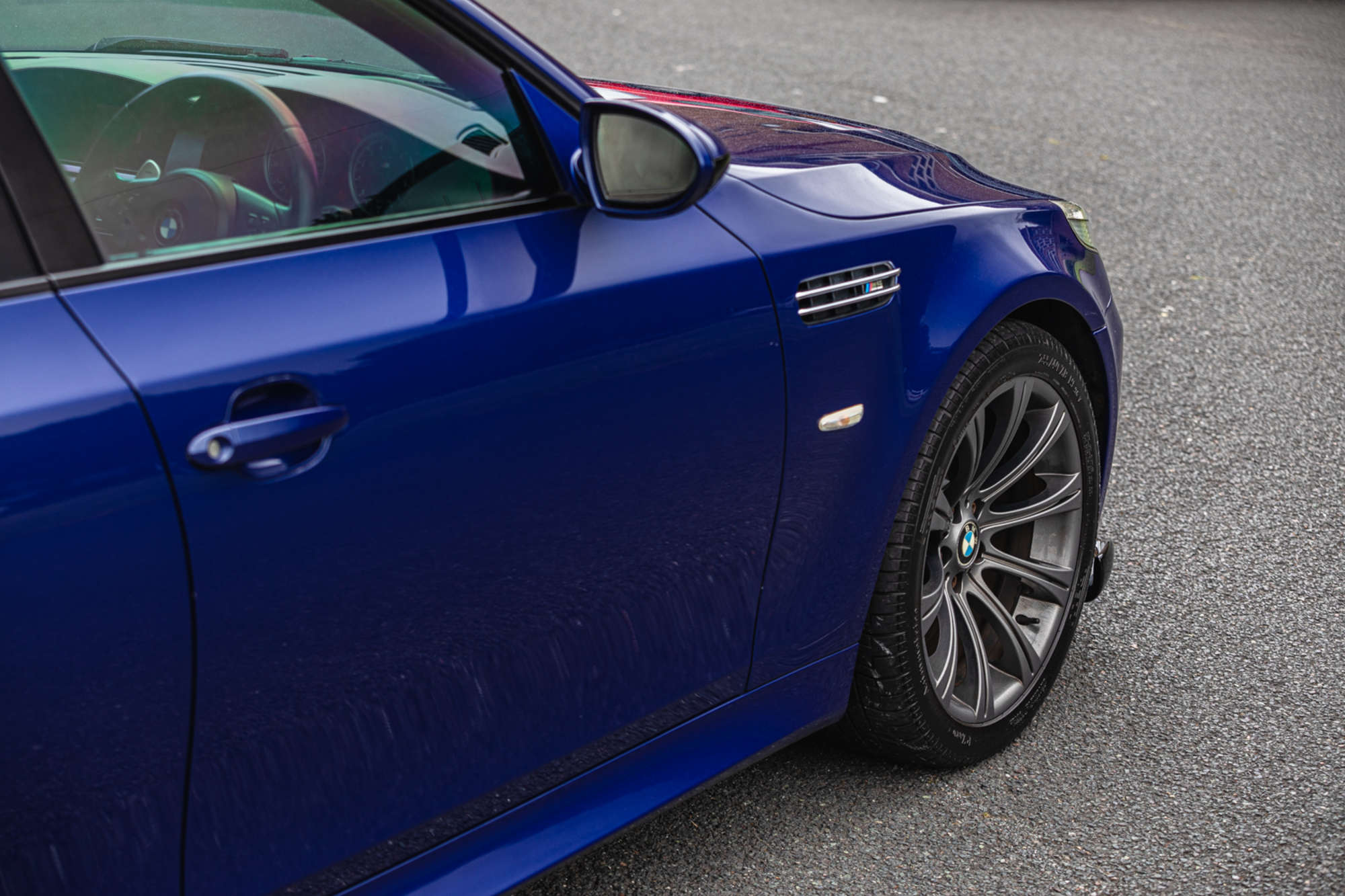 2005 BMW M5 V10 (E60)