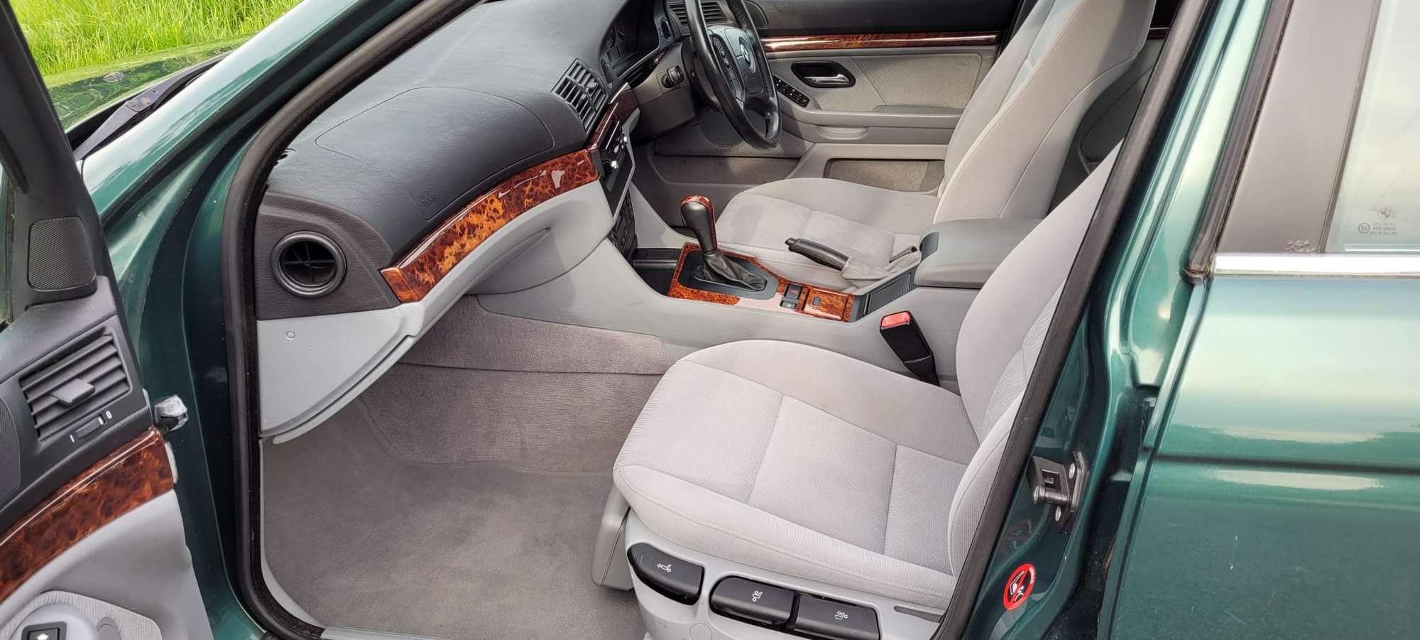 1999 BMW 523i Touring