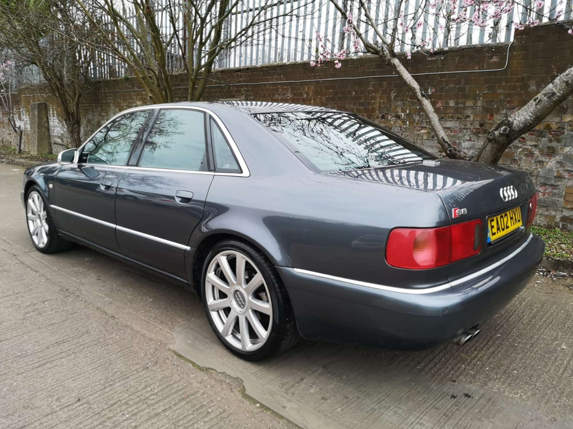 2002 Audi S8 4.2 V8 360 PS