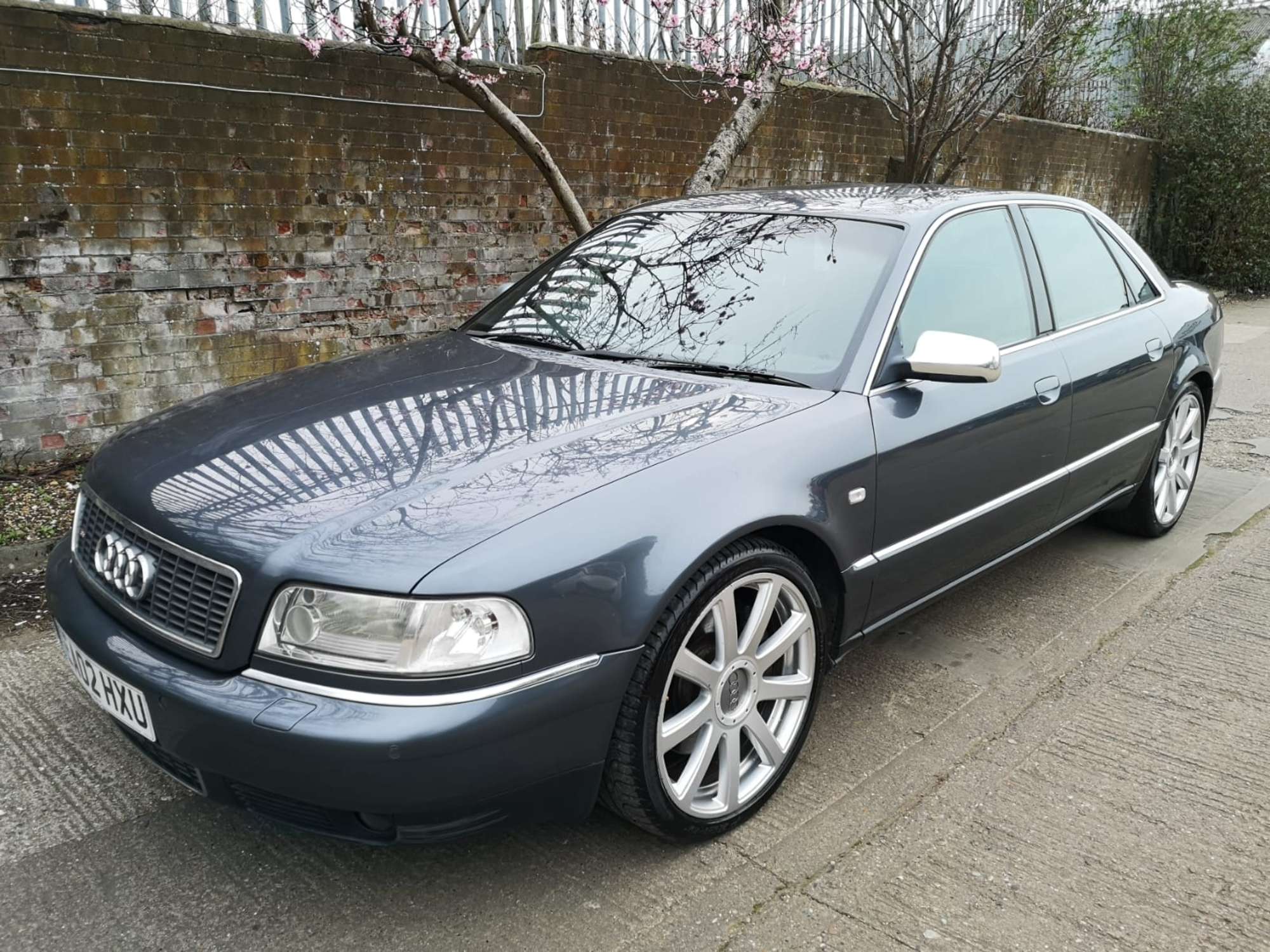 2002 Audi S8 4.2 V8 360 PS