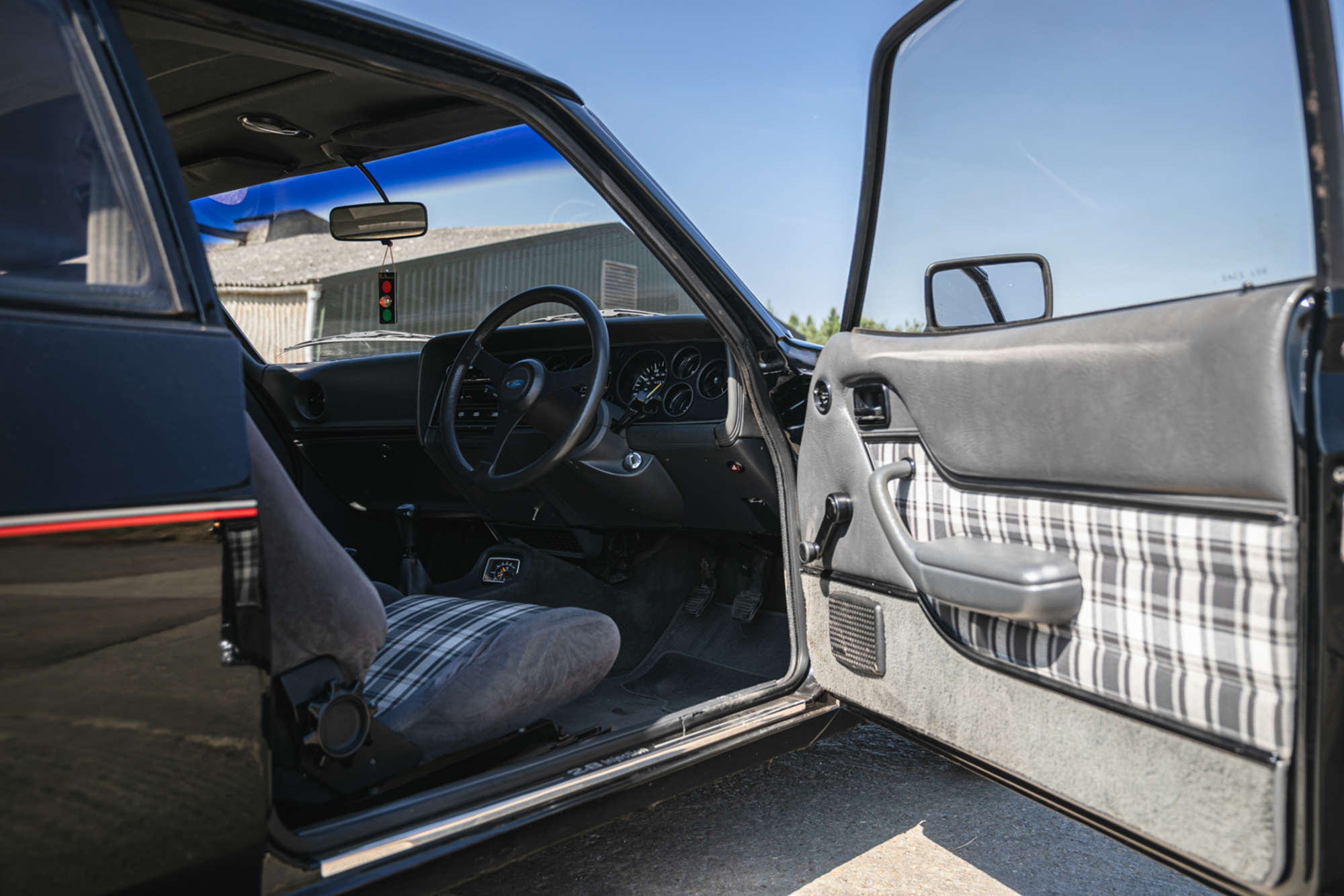 1982 Ford Capri 2.8-Litre injection (Ex-Alfie Moon, BBC EastEnders)