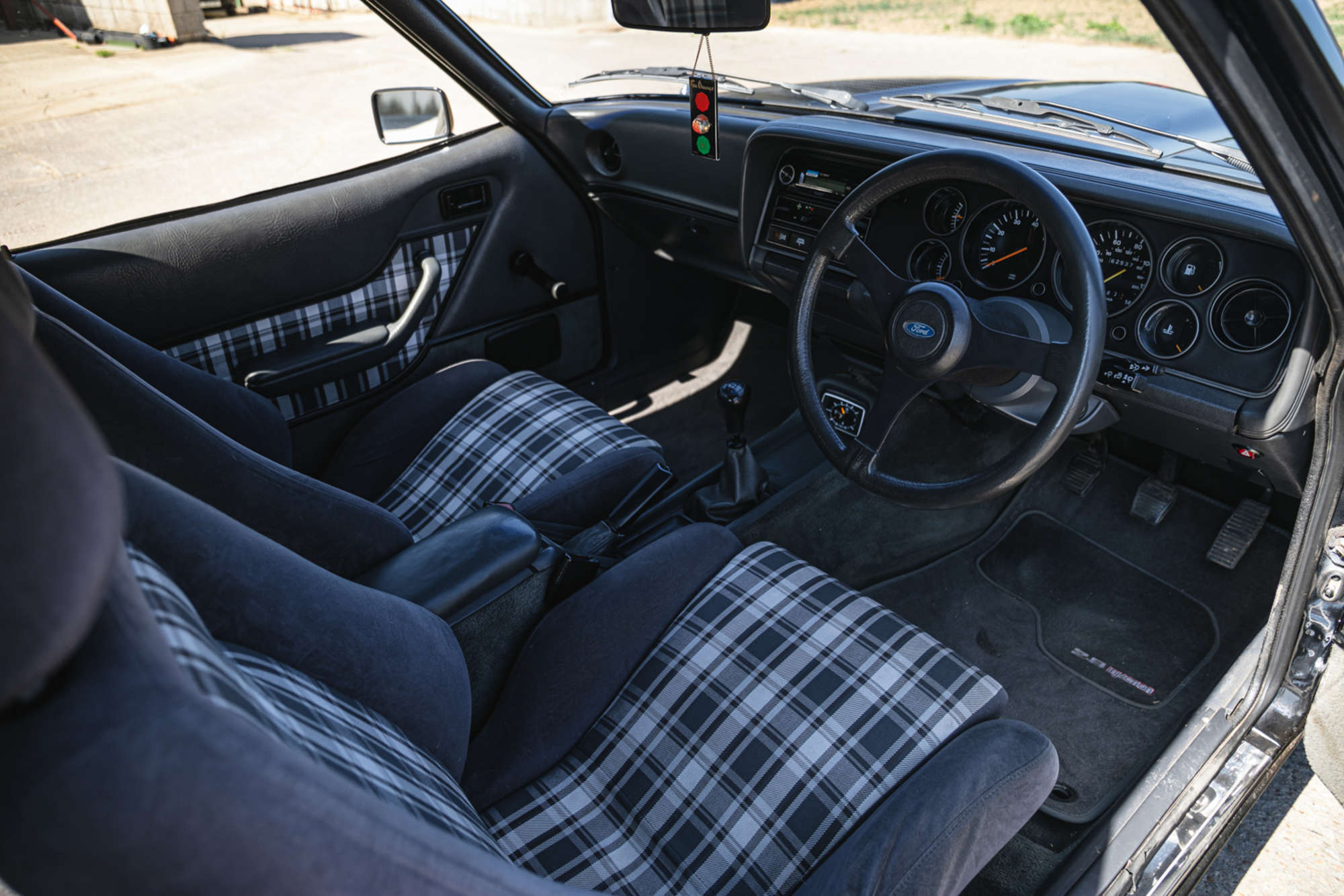 1982 Ford Capri 2.8-Litre injection (Ex-Alfie Moon, BBC EastEnders)