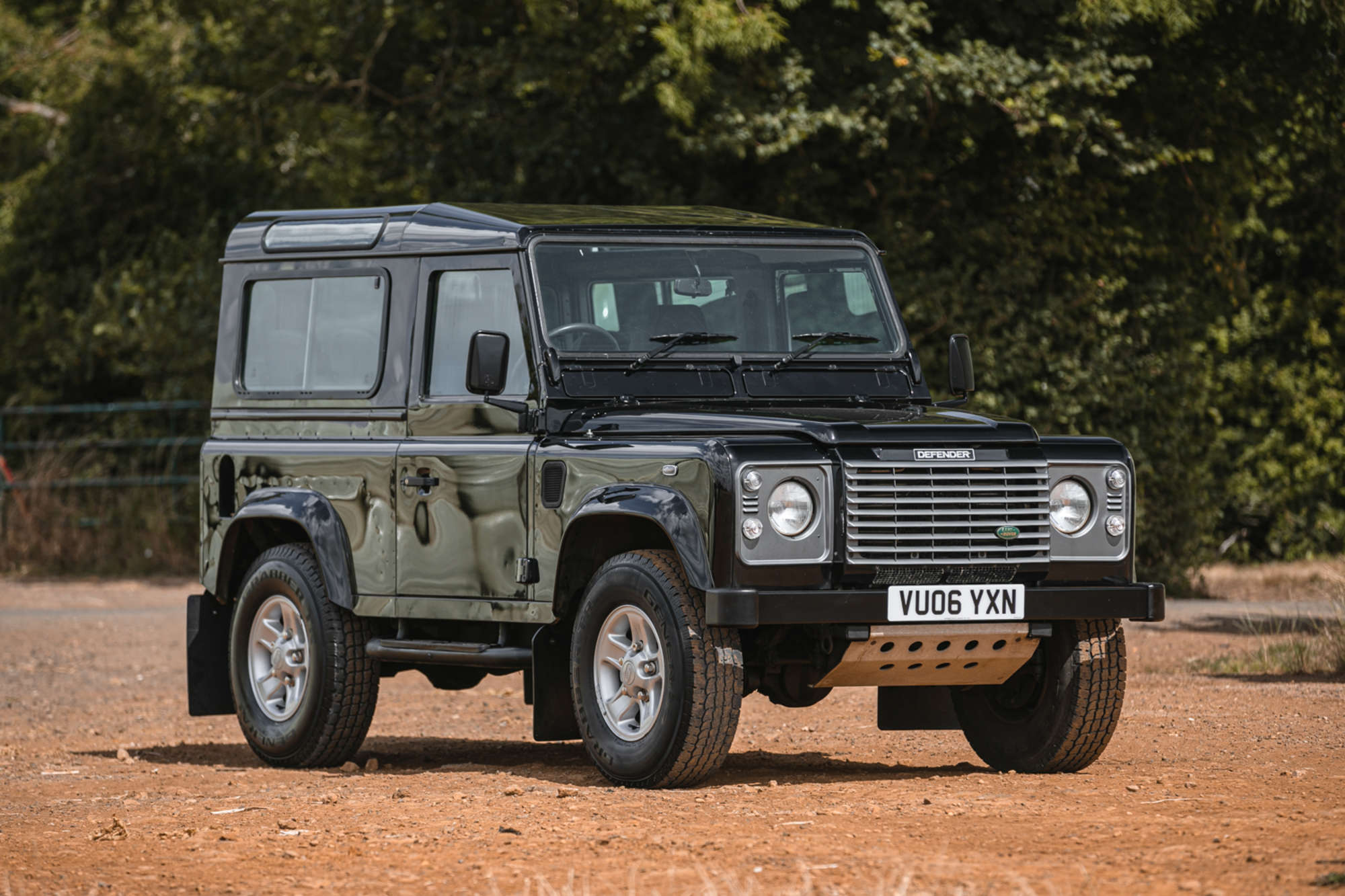 2006 Land Rover Defender 90 XS TD5 Station Wagon