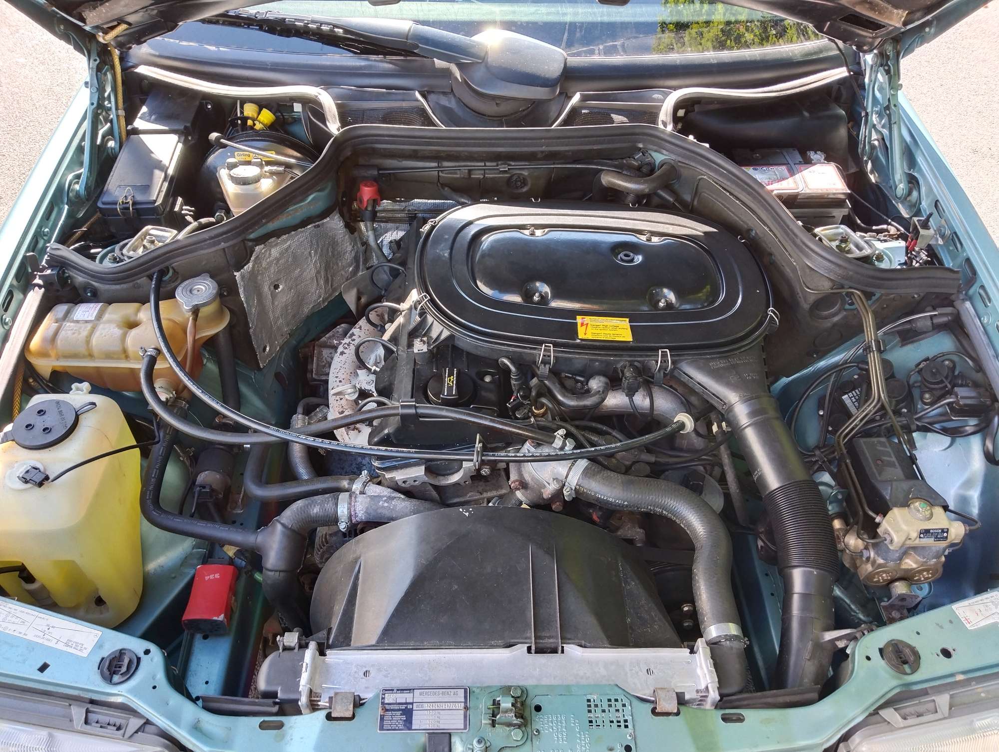 1990 Mercedes-Benz 230CE (W124)