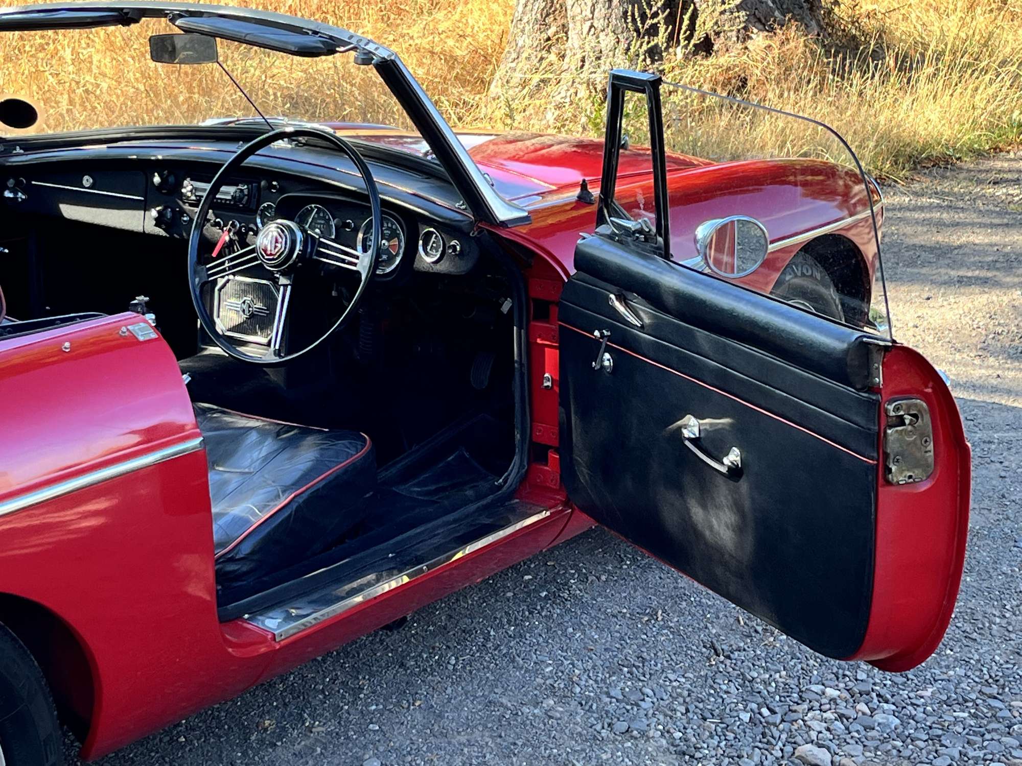 1967 MG B V8 Roadster