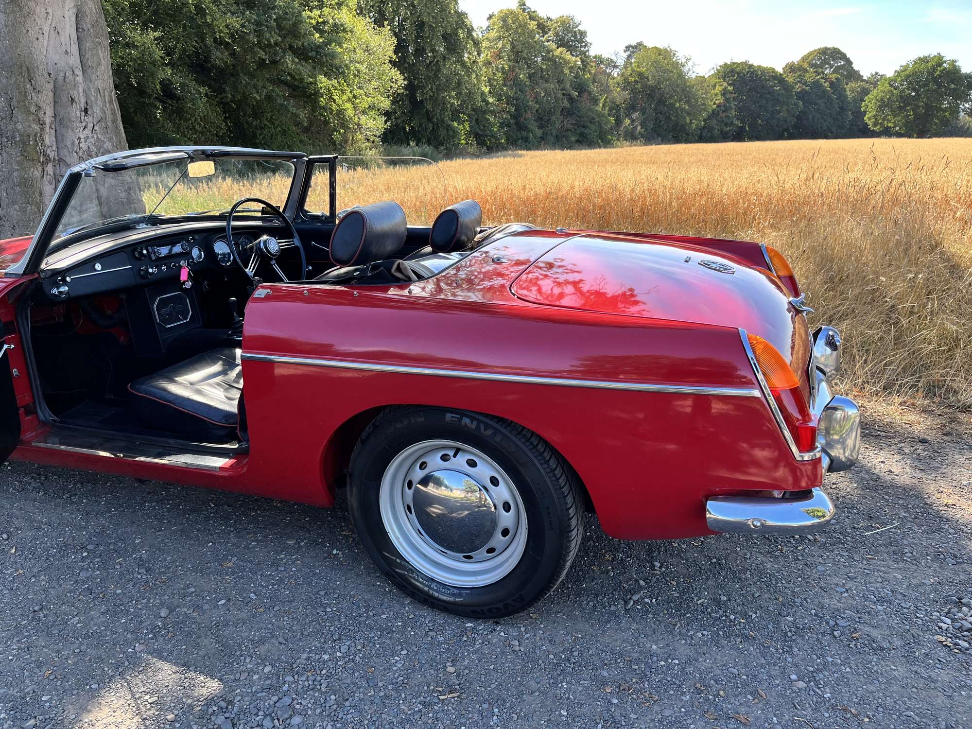 1967 MG B V8 Roadster
