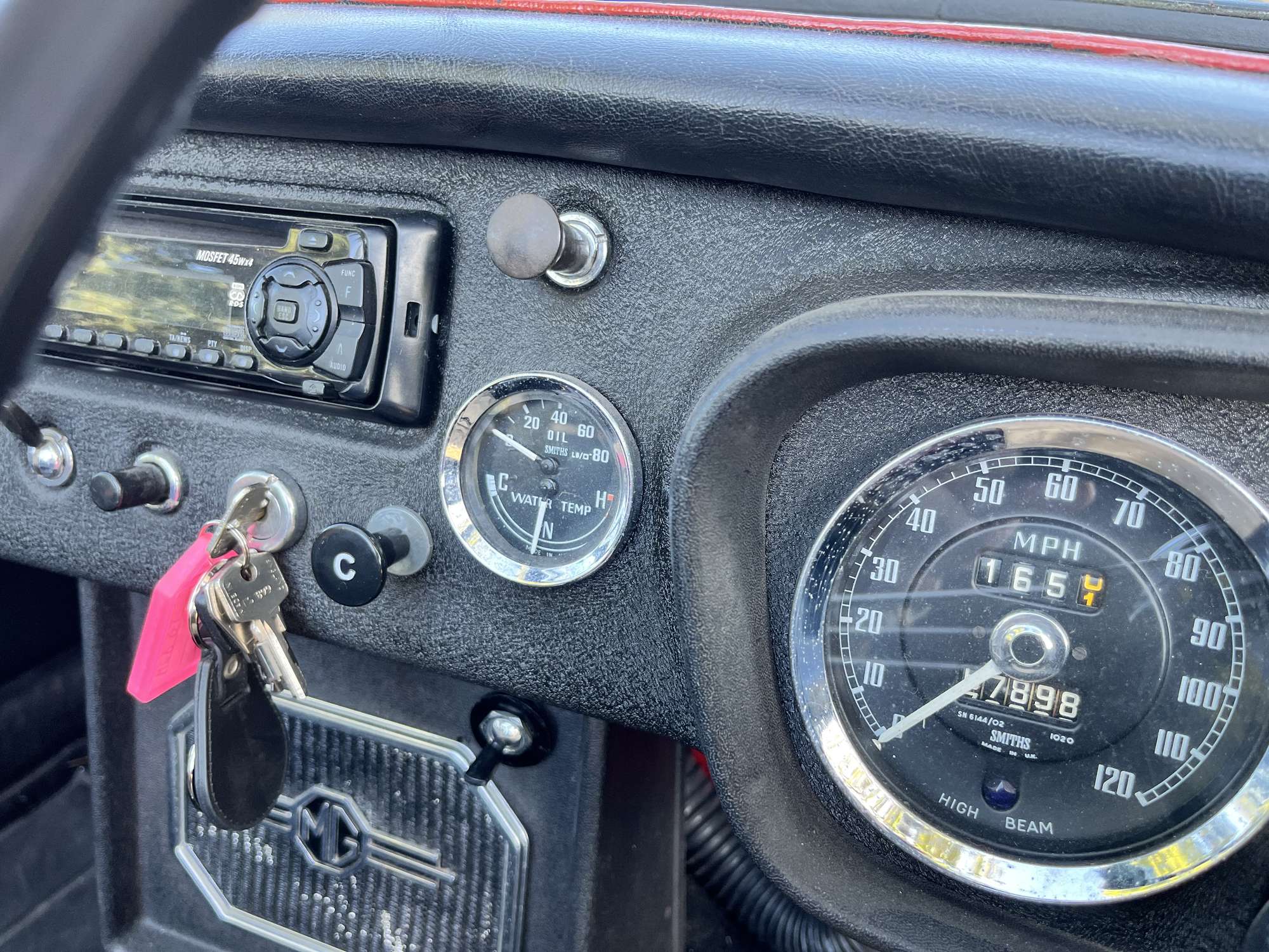 1967 MG B V8 Roadster