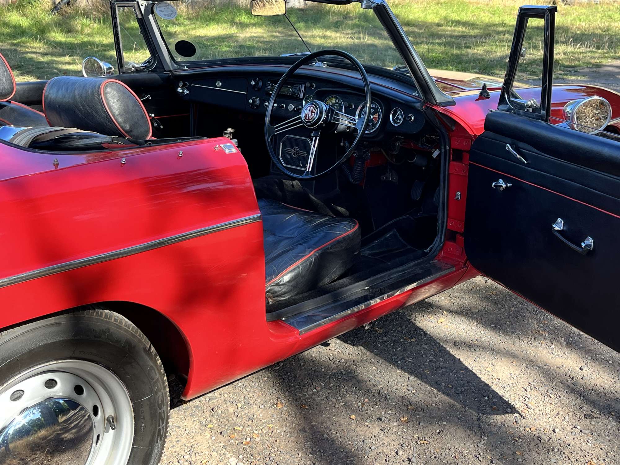 1967 MG B V8 Roadster