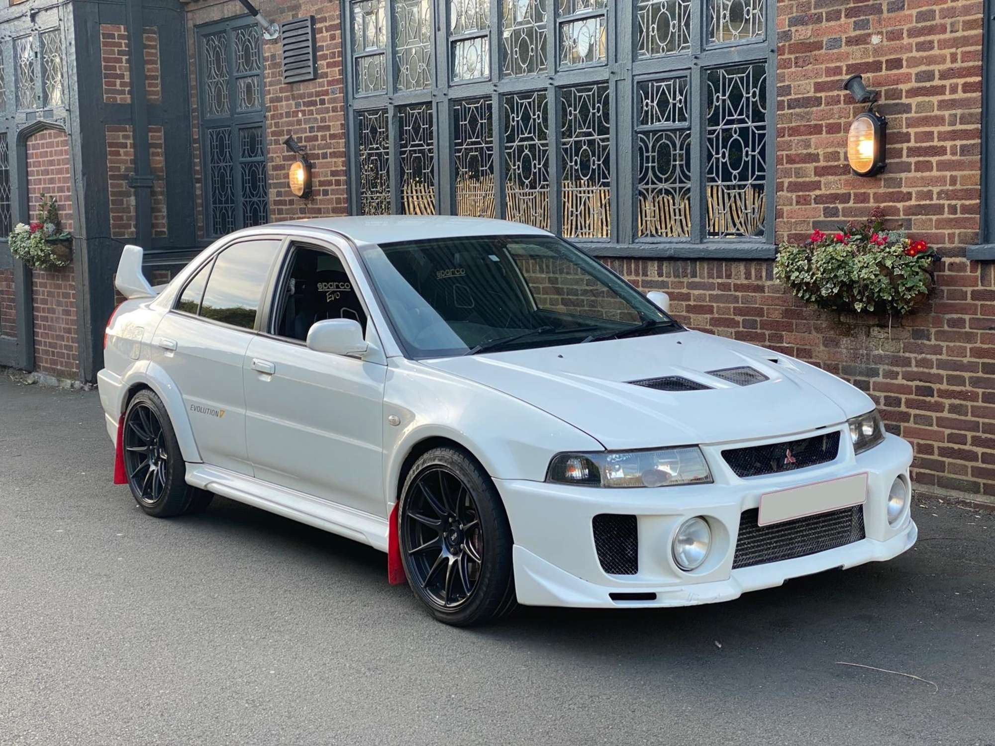Iconic Auctioneers | 1998 Mitsubishi Lancer Evolution V-For Sale