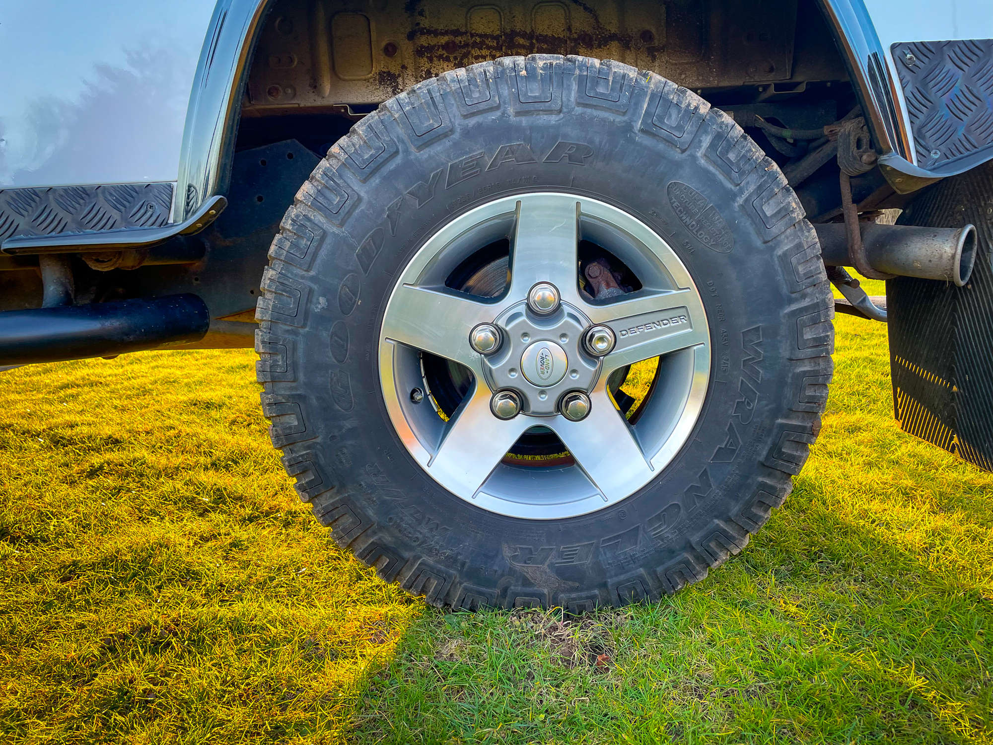 2015 Land Rover Defender 90 Landmark Edition-Sold