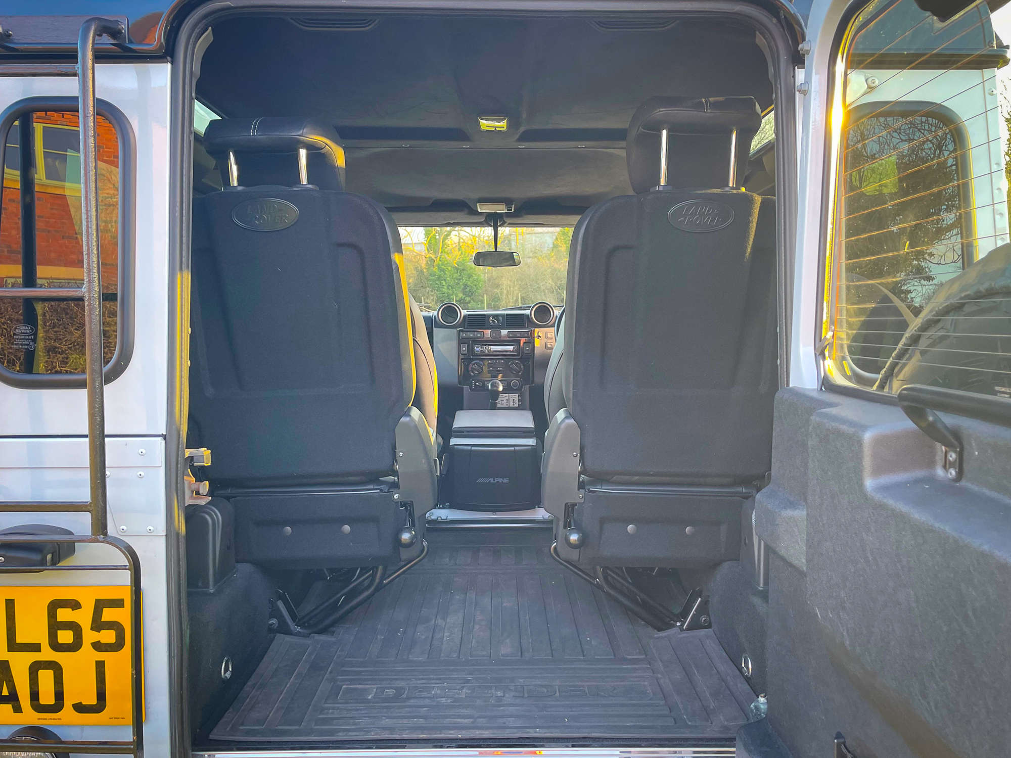 2015 Land Rover Defender 90 Landmark Edition-Sold