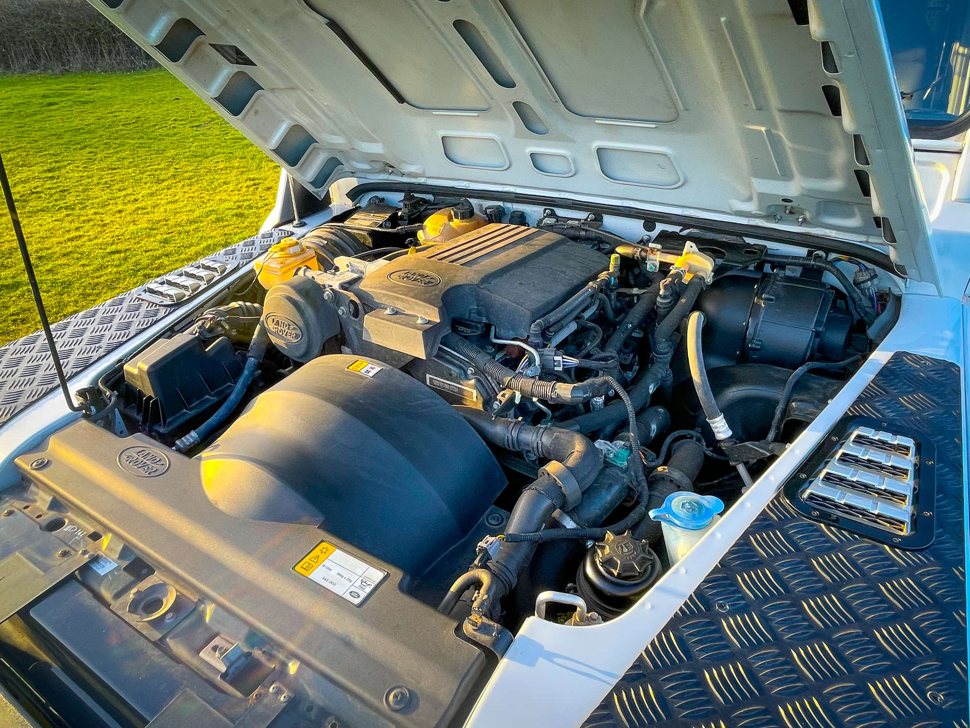 2015 Land Rover Defender 90 Landmark Edition-Sold