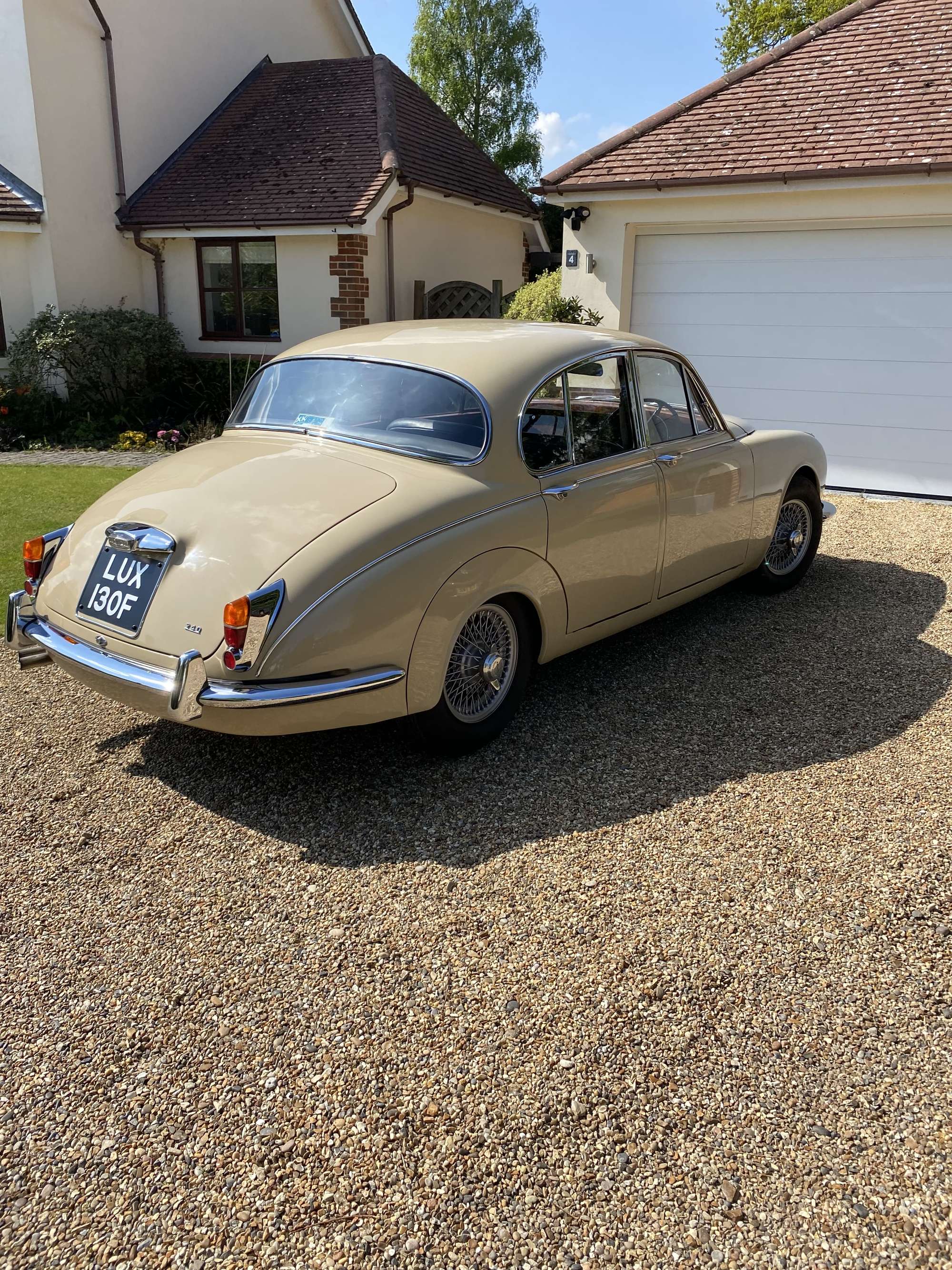 1968 Jaguar 240 Saloon-Sold