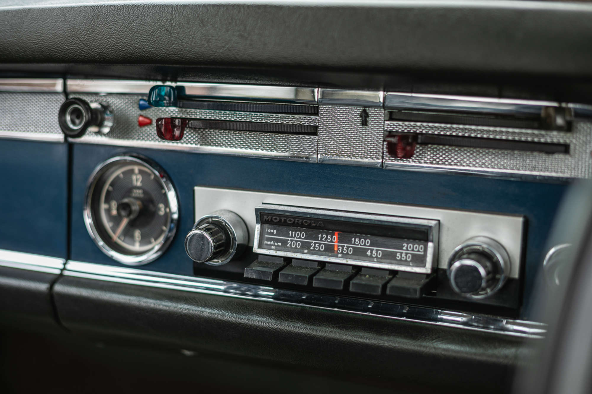 1967 Mercedes-Benz 250SL California Coupé (W113)-Sold