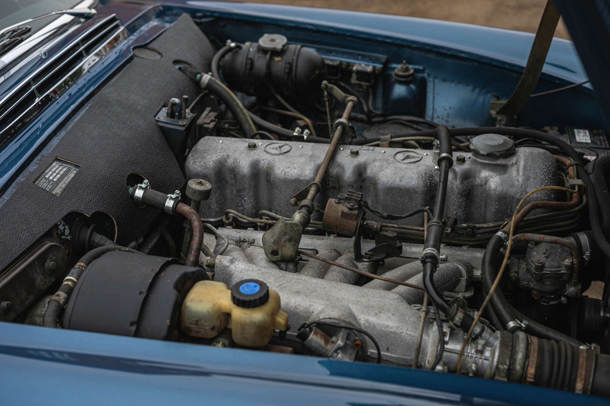 1967 Mercedes-Benz 250SL California Coupé (W113)-Sold