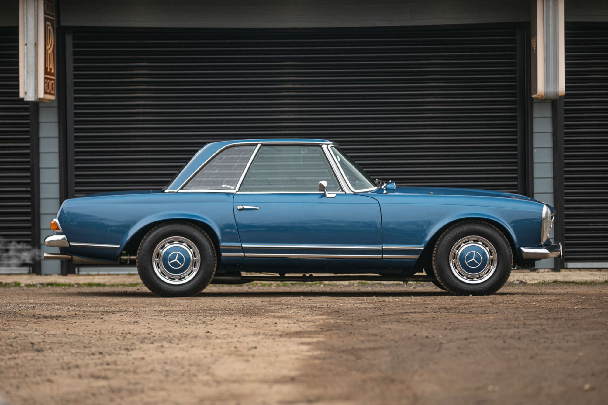 1967 Mercedes-Benz 250SL California Coupé (W113)-Sold
