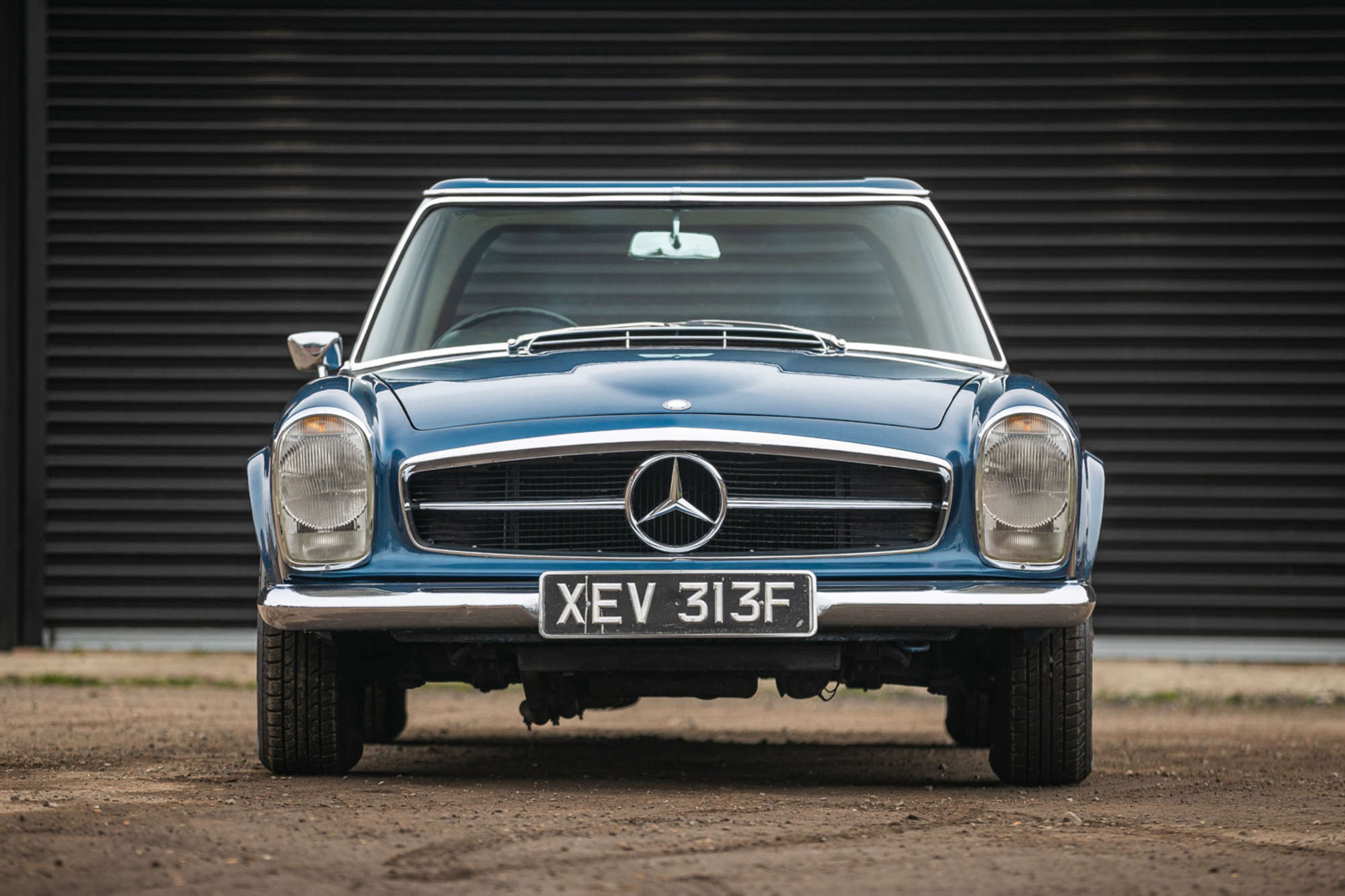 1967 Mercedes-Benz 250SL California Coupé (W113)-Sold