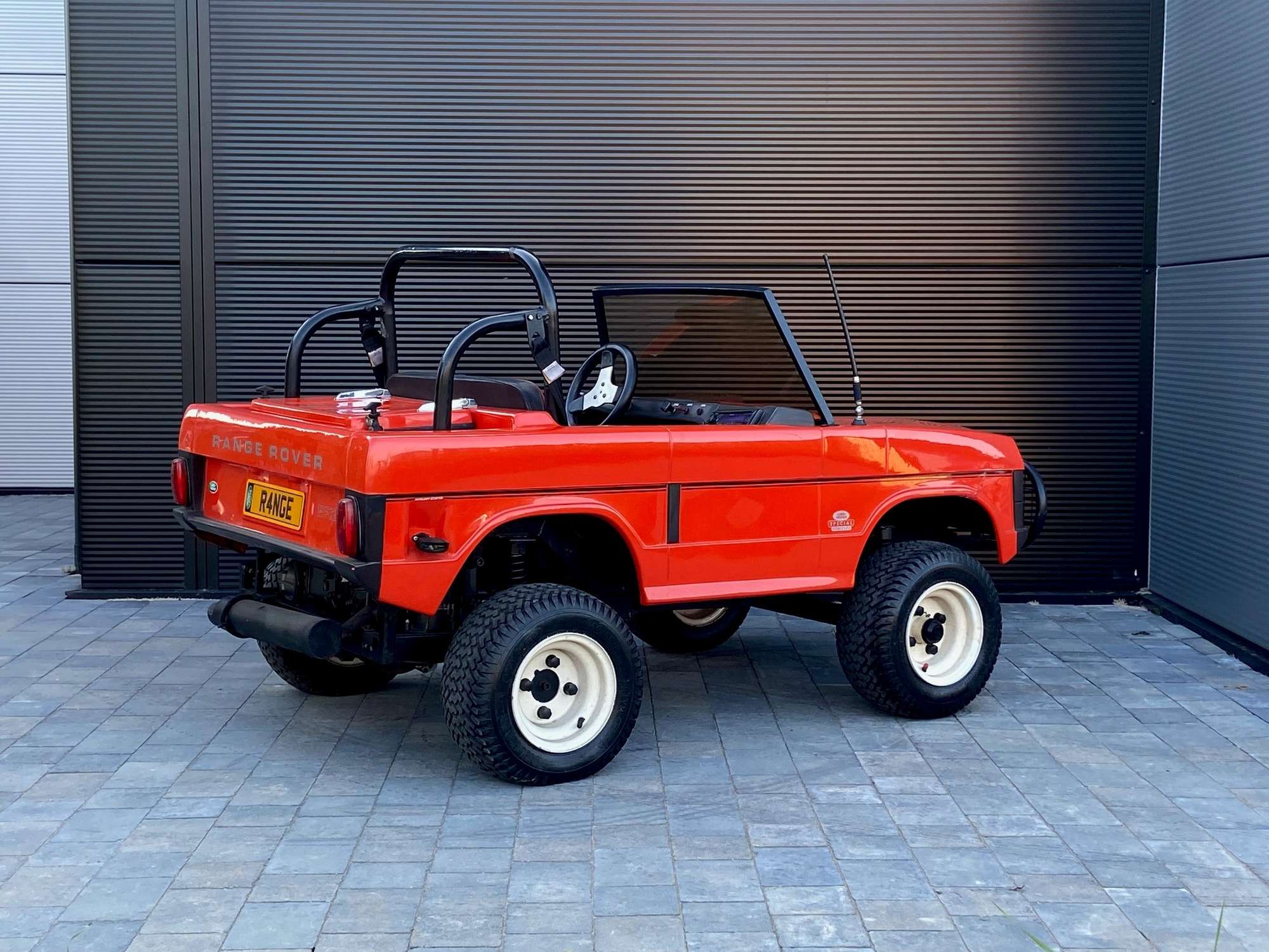 Range Rover Classic Childs Petrol-Powered Car-Sold