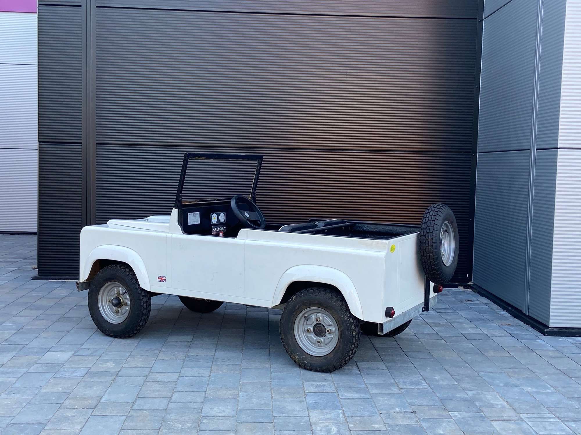 Rebel Replicas ½-Scale Land Rover Defender Childs Car-Sold