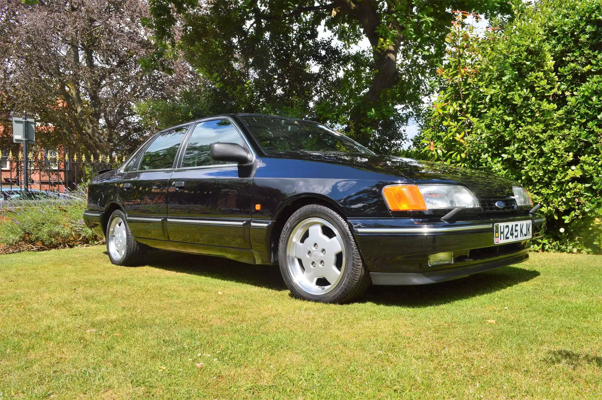 Iconic Auctioneers | 1991 Ford Granada Scorpio Cosworth 24V 2.9-Litre-Sold