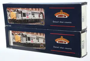 Bachmann pair of Class 37 Diesel Locomotives comprising of